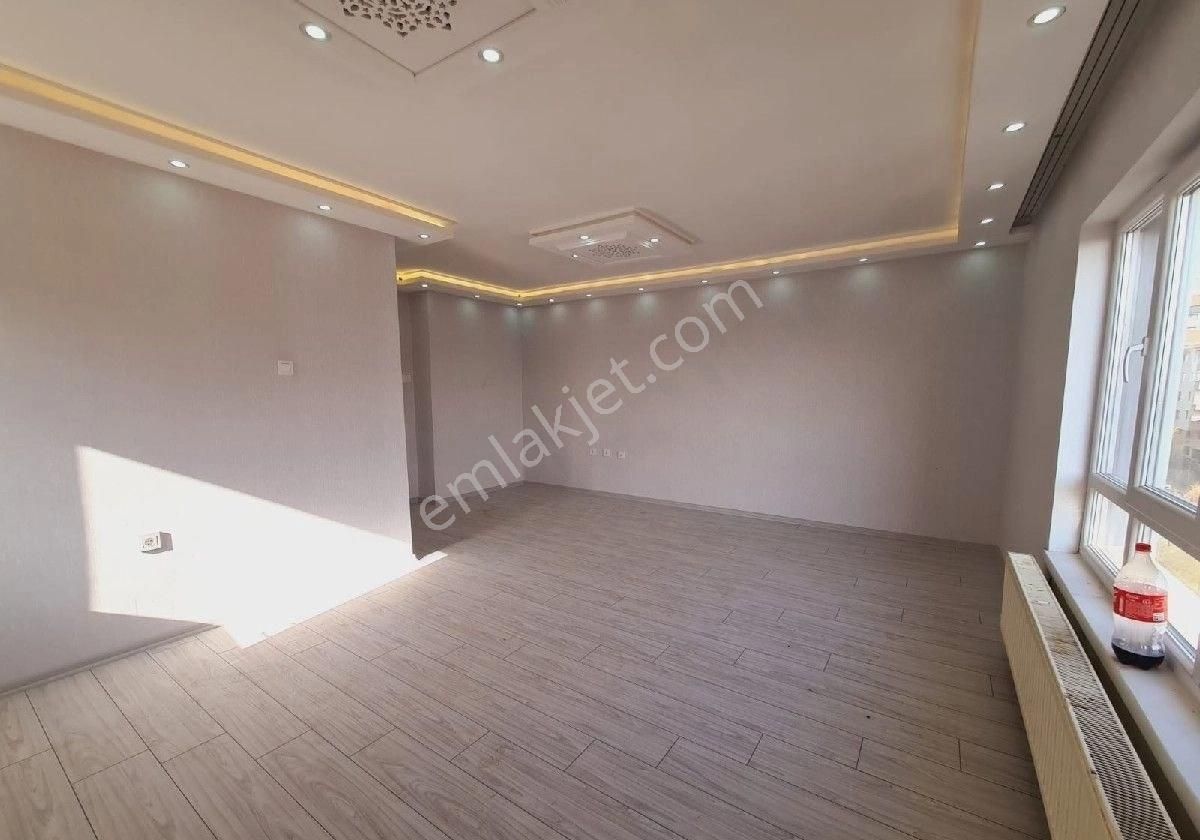 Keçiören.çaldıran 3+1 Katta İskanlı Uygun Daire - Görsel 8