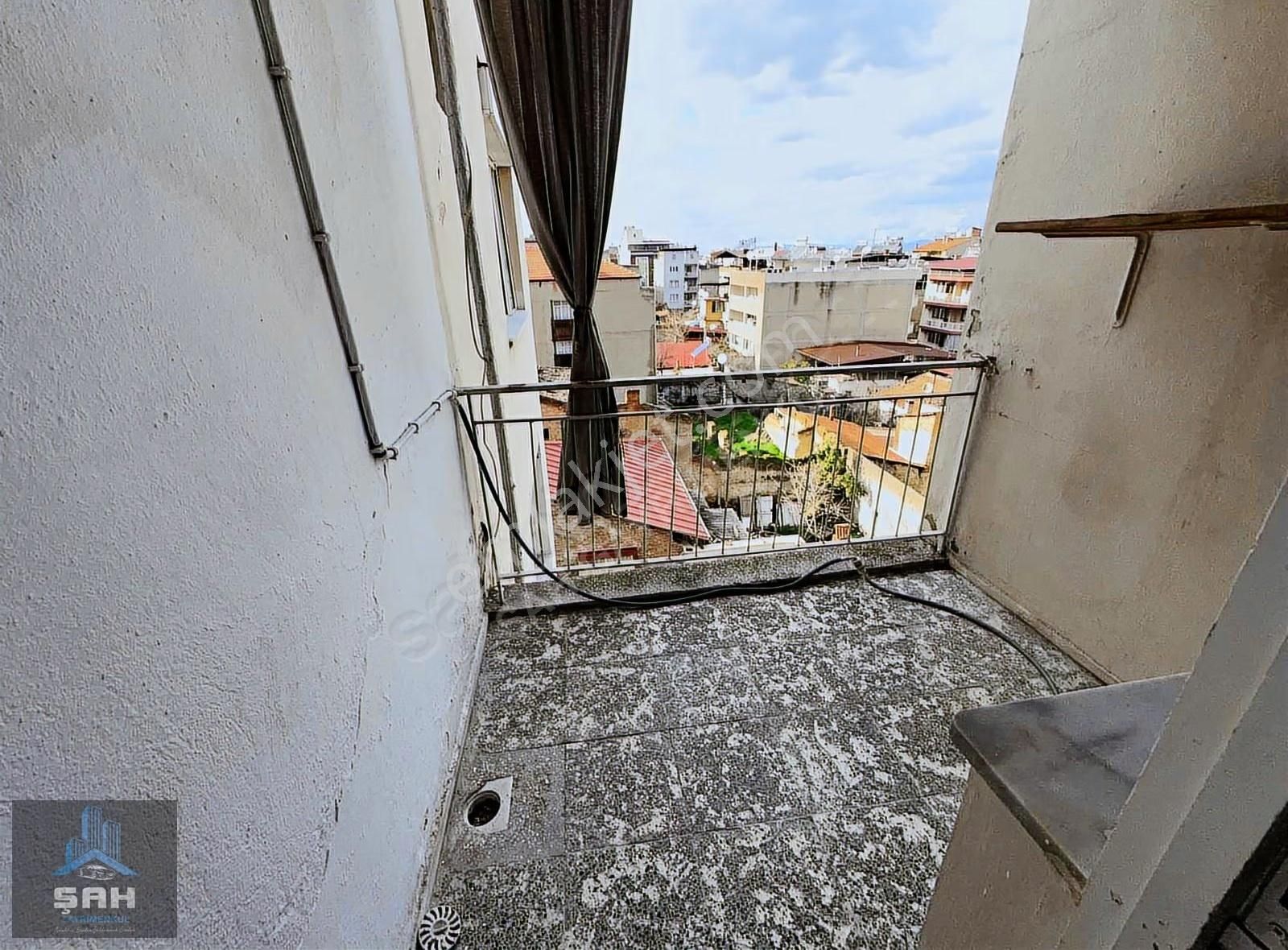 Şah'tan Sevgi Yolu Üst Caddesinde 2+1 Çift Cephe Satılık Daire - Görsel 13