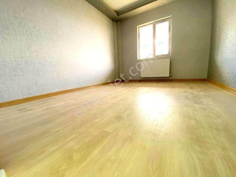 Beylikdüzü Cumhuriyet Mh. Metrobüse Yakın 5 Dk Mesafede 2+1 Daire.. - Görsel 5