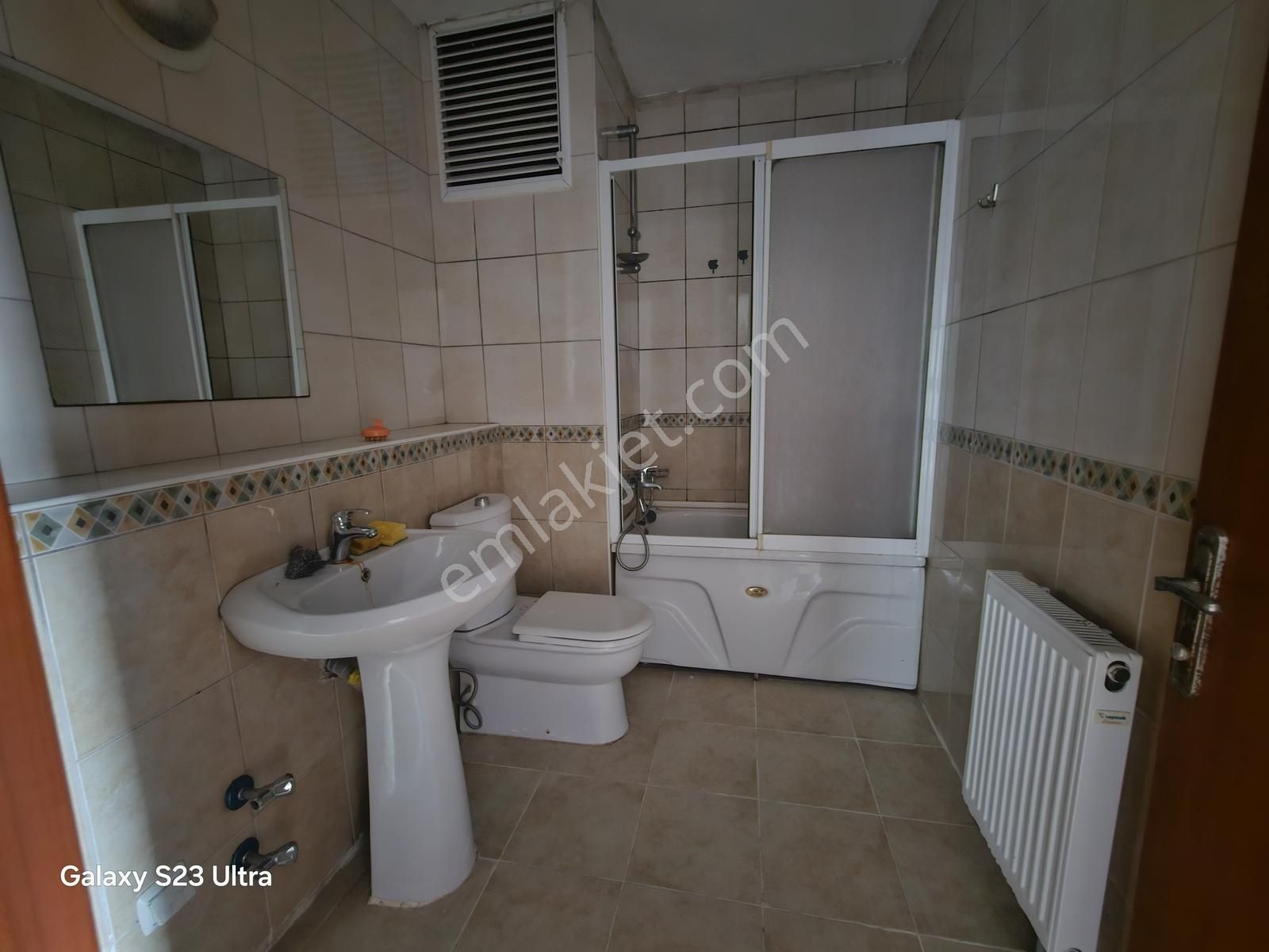 Korucuk Idealkent Sıtesınde Bakımlı Asansörlü Kiralik Arakat - Görsel 2