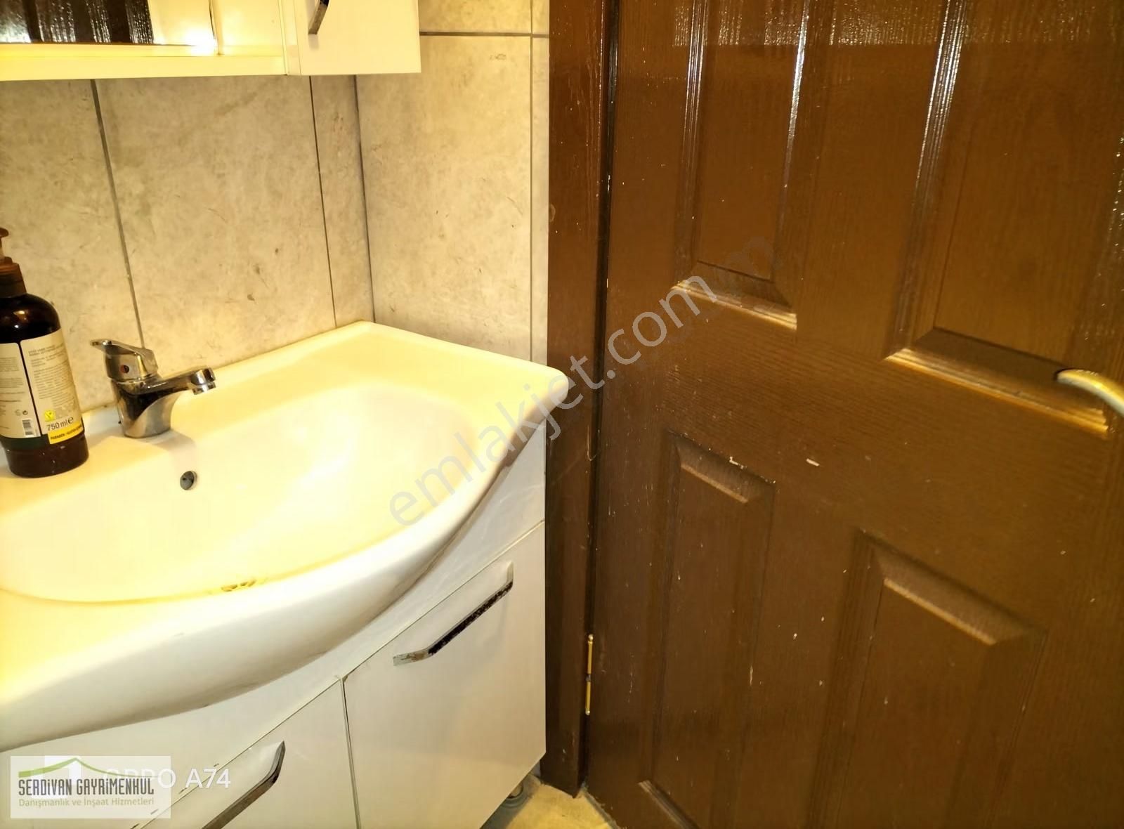 Serdivan Belediyesi Civarı Kiralık 1+1 Daire.. - Görsel 10