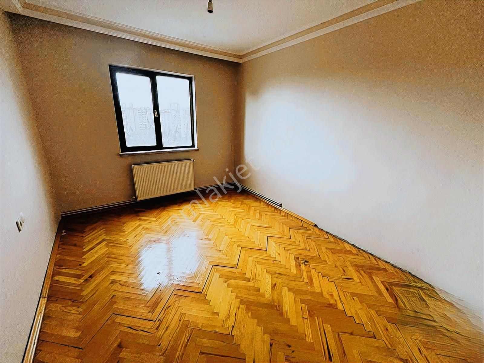 Eryaman Öz Ahikent Sitesinde Ara Kat Asansörlü 3+1 Kiralık Daire - Görsel 27