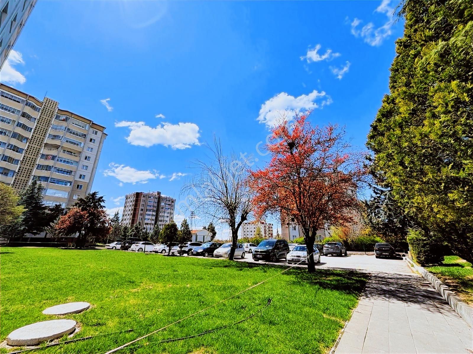 Eryaman Öz Ahikent Sitesinde Ara Kat Asansörlü 3+1 Kiralık Daire - Görsel 20