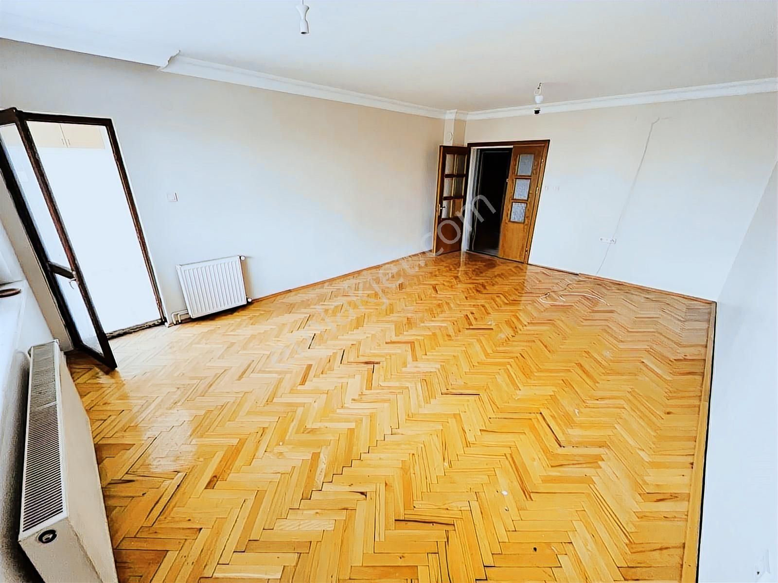 Eryaman Öz Ahikent Sitesinde Ara Kat Asansörlü 3+1 Kiralık Daire - Görsel 31