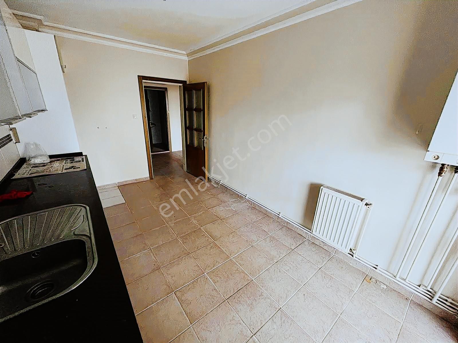 Eryaman Öz Ahikent Sitesinde Ara Kat Asansörlü 3+1 Kiralık Daire - Görsel 3