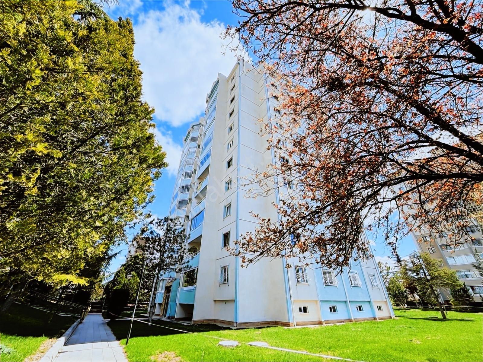 Eryaman Öz Ahikent Sitesinde Ara Kat Asansörlü 3+1 Kiralık Daire - Görsel 29