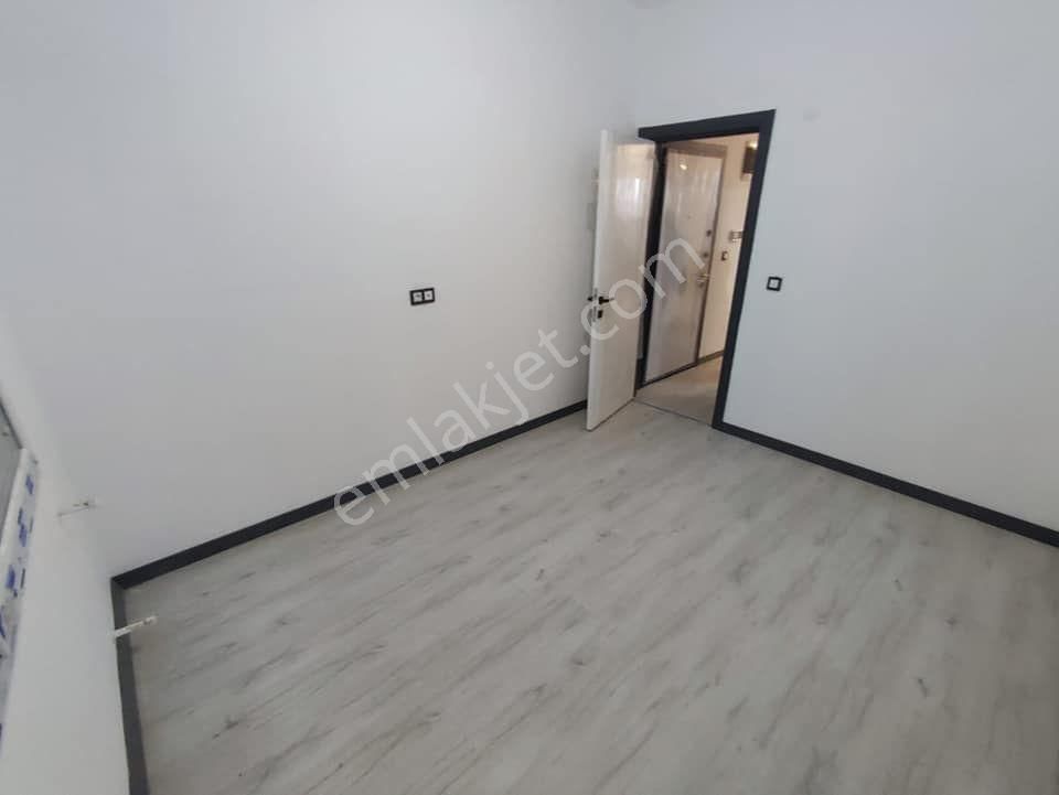 Beylikdüzü Osb Mh.5m Migros Arkası 1+1 Fırsat Dairemiz - Görsel 8