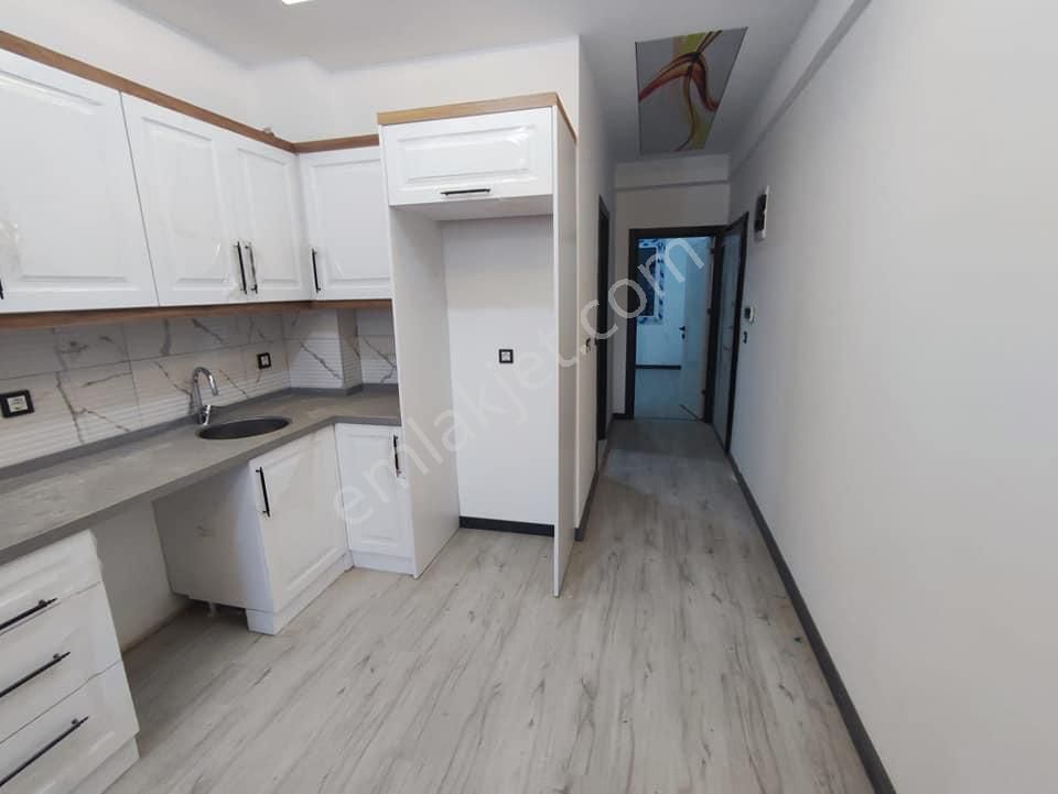 Beylikdüzü Osb Mh.5m Migros Arkası 1+1 Fırsat Dairemiz - Görsel 2