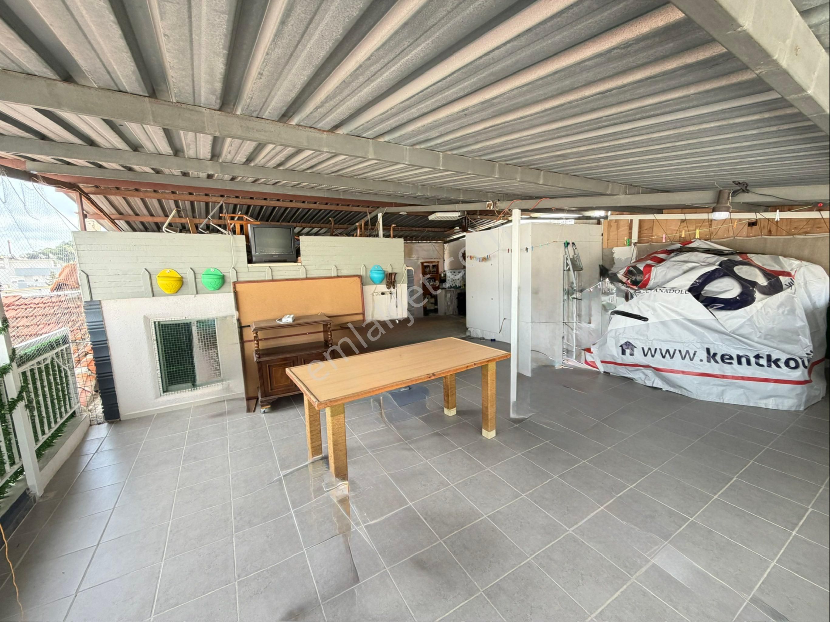 Balçova Ata Caddesine Yakın Tadilatlı 3+1 Ferah Daire - Görsel 23