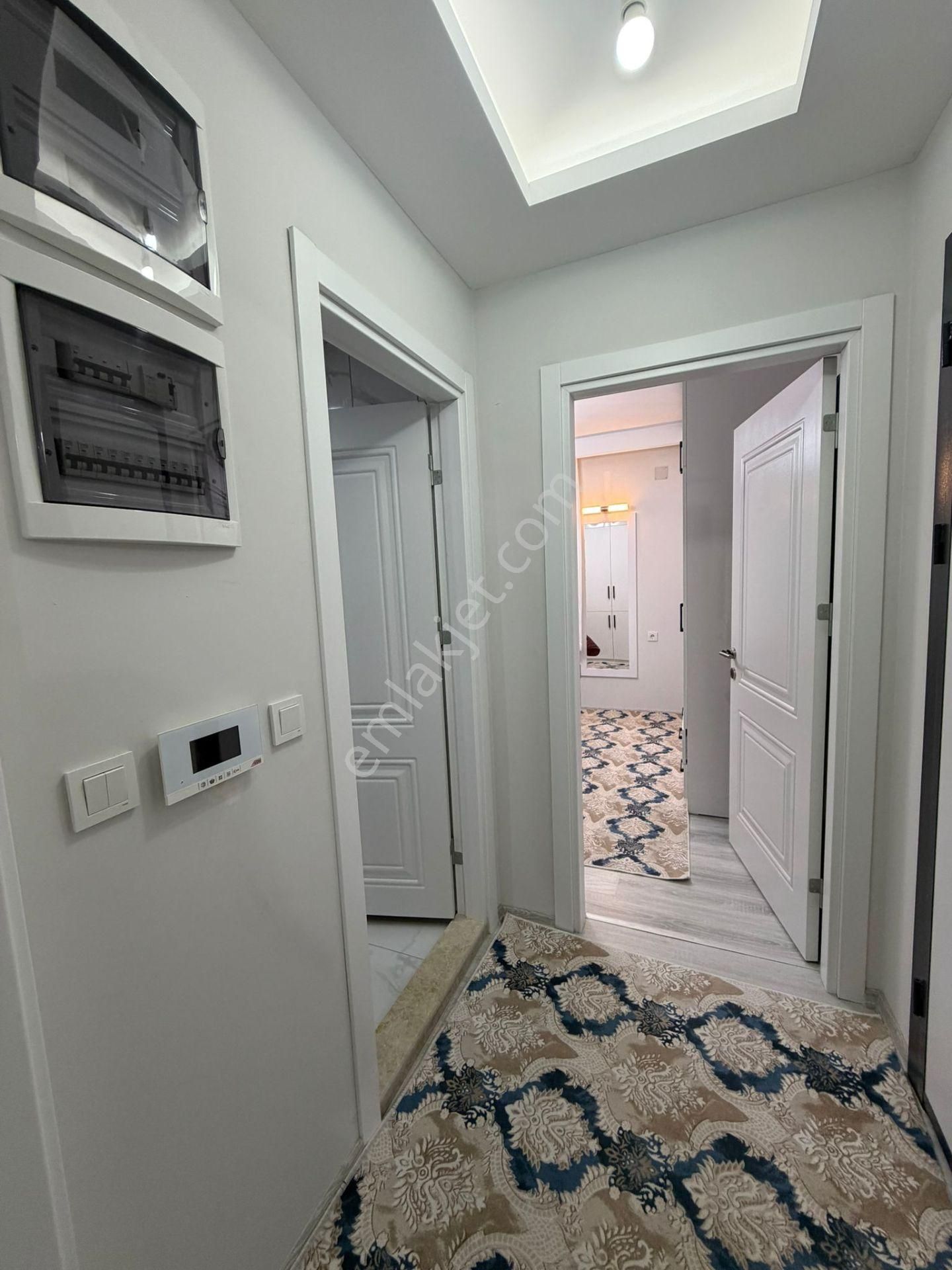 Taşucu Mh, Satılık Full Eşyalı 1+1 Daire - Görsel 8