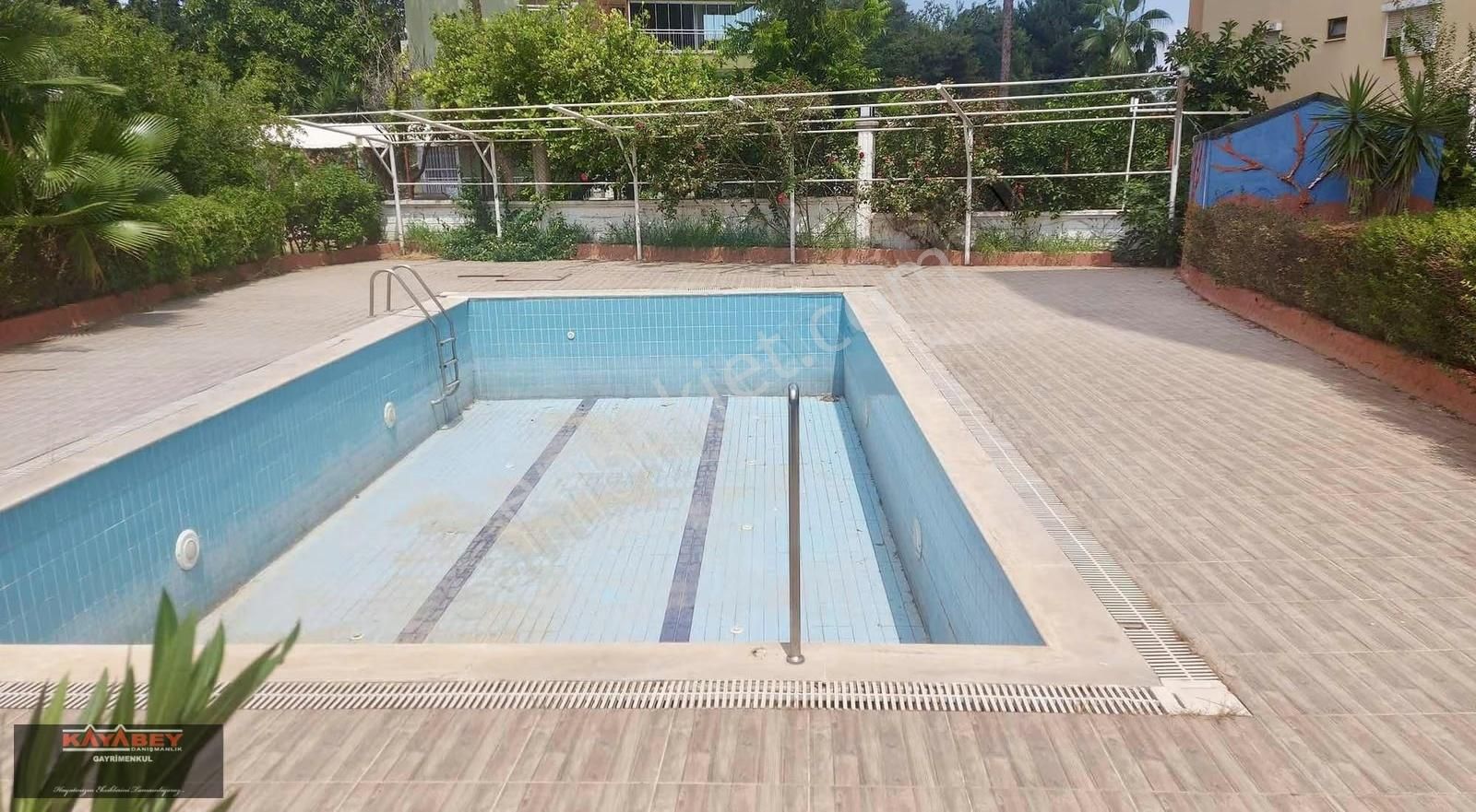 Güzeloba Örnekköy Plaja 500mt 2+1-100m2 Eşyalı Havuzlu Site - Görsel 6