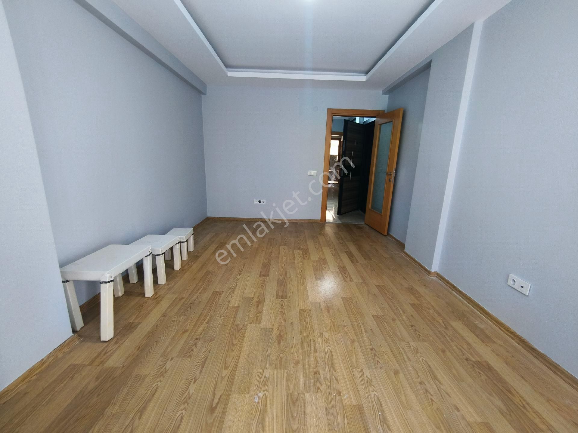 Güneyden Metroya 15 Dakika Yürüme 1+1.70 M2 Y.giriş Daire - Görsel 10