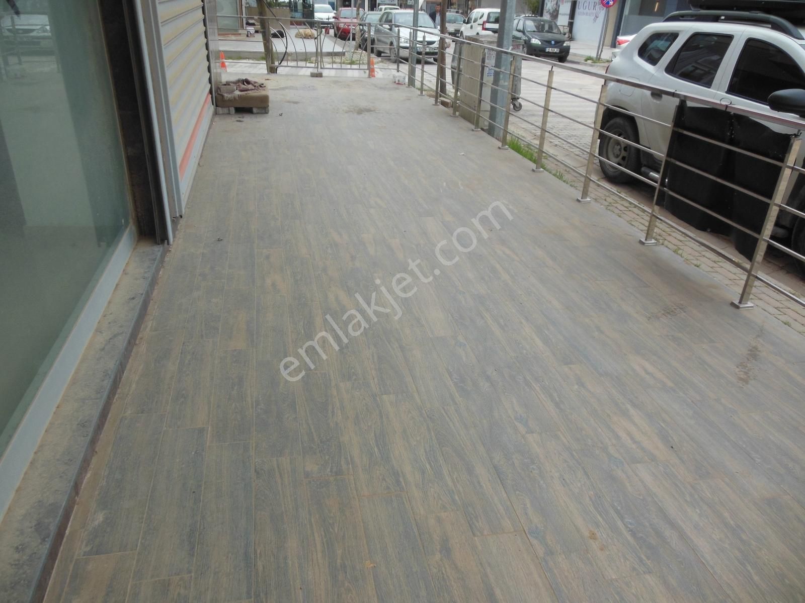 Bal Gayrimenkul- Kasımpaşa Okul Sokakta 60 M2 Köşe Dükkan - Görsel 7