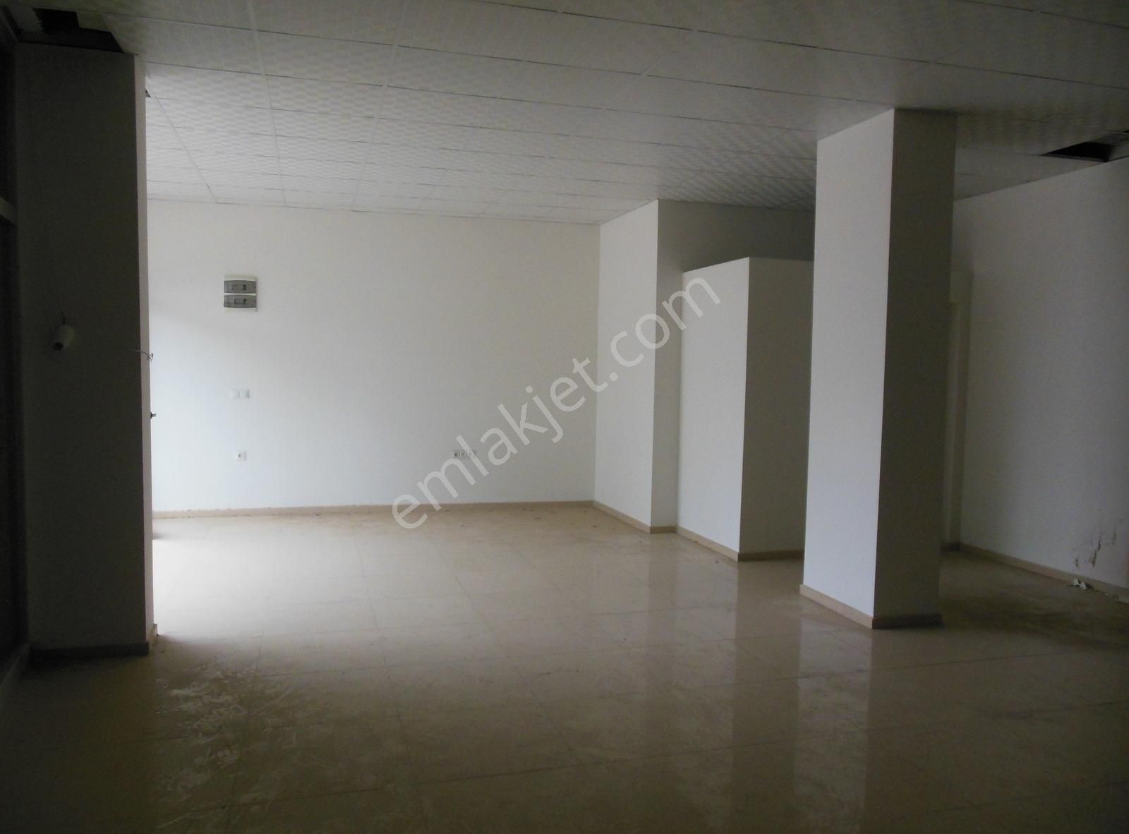 Bal Gayrimenkul- Kasımpaşa Okul Sokakta 60 M2 Köşe Dükkan - Görsel 6