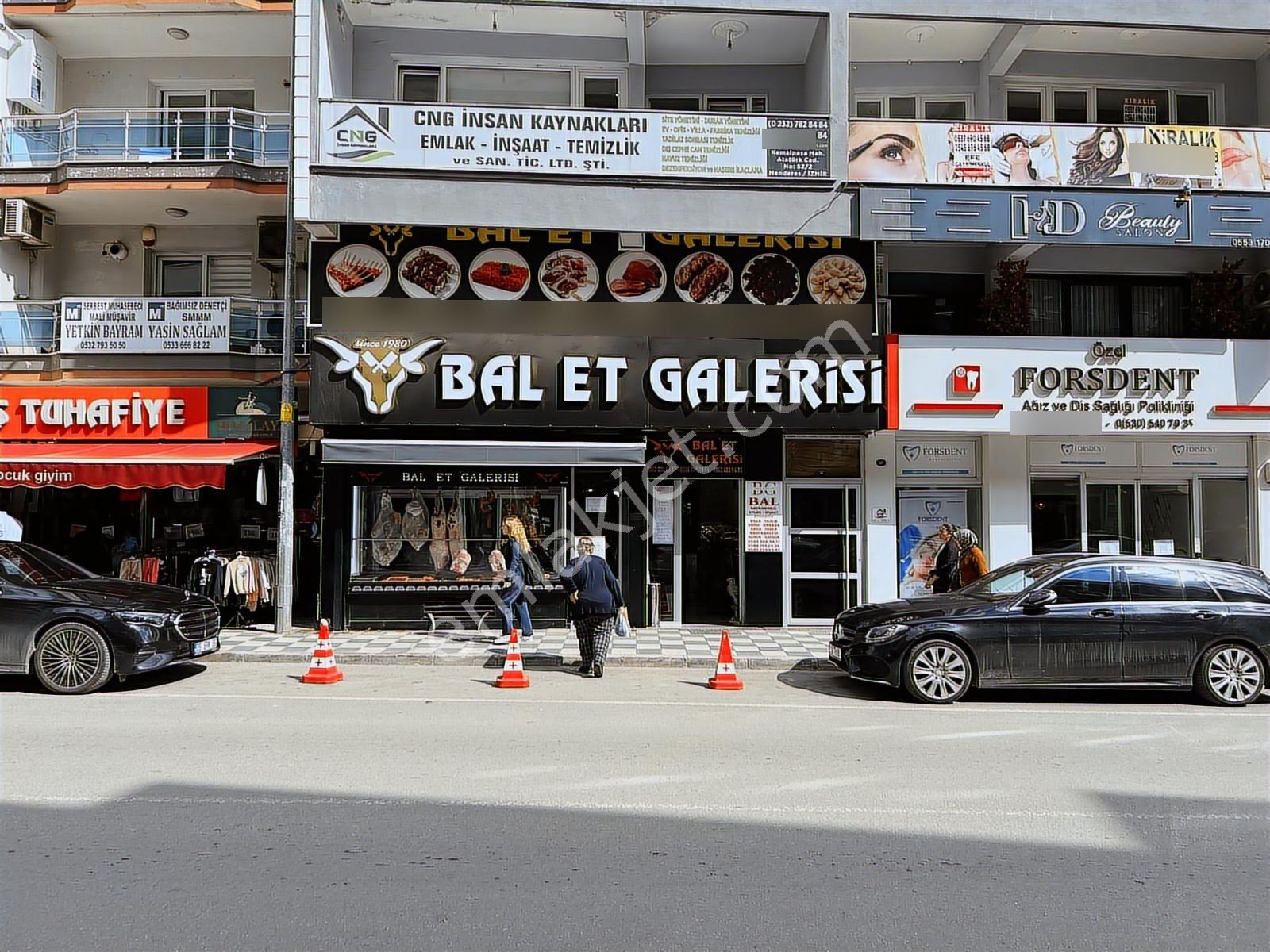 Bal Gayrimenkulden-kaçırılmayacak Konumda 300 M2 Dükkan