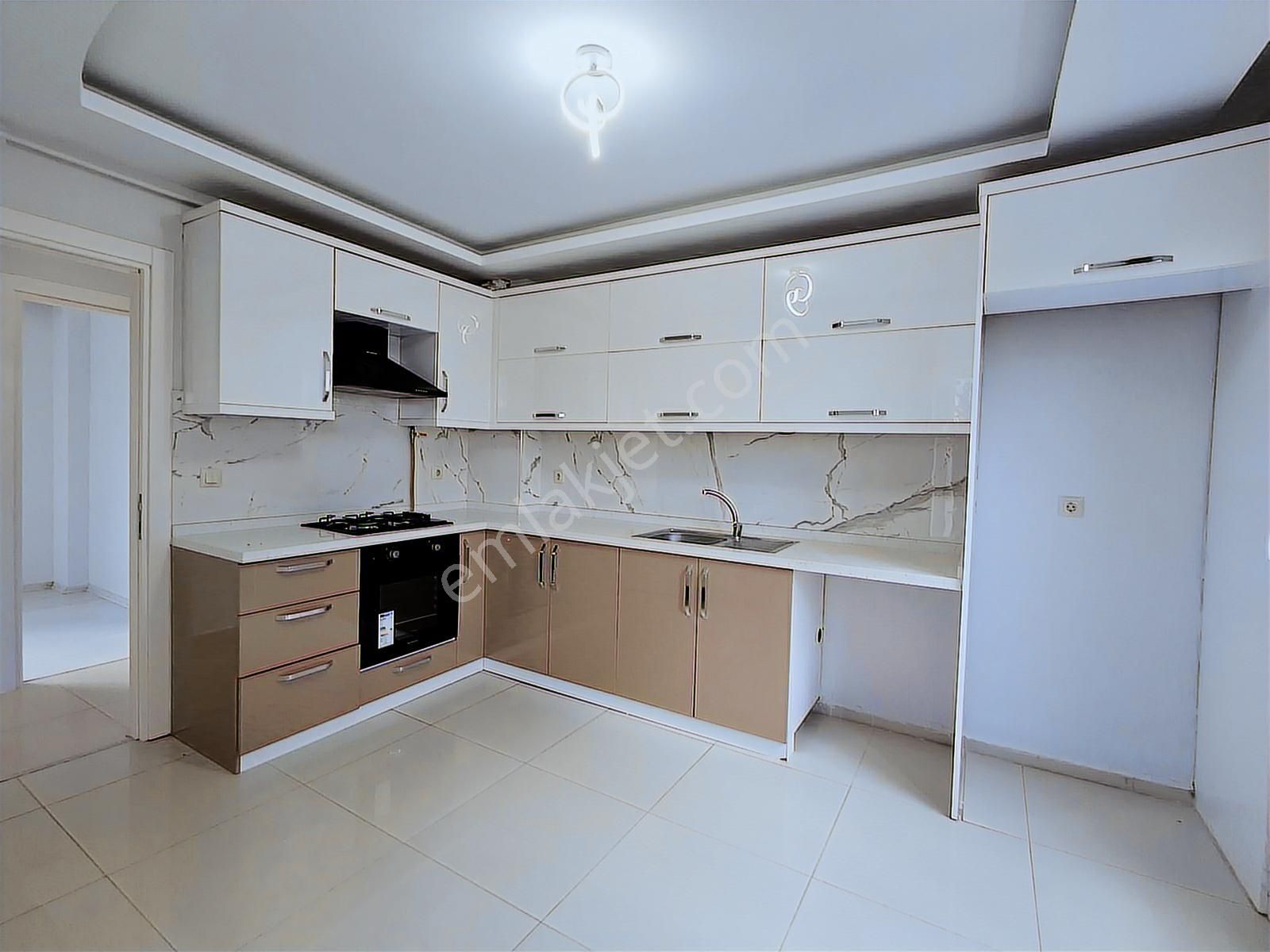 Bal Gayrimenkul- Barbarosta Site İçinde Geniş Ferah 3+1 Daire - Görsel 2