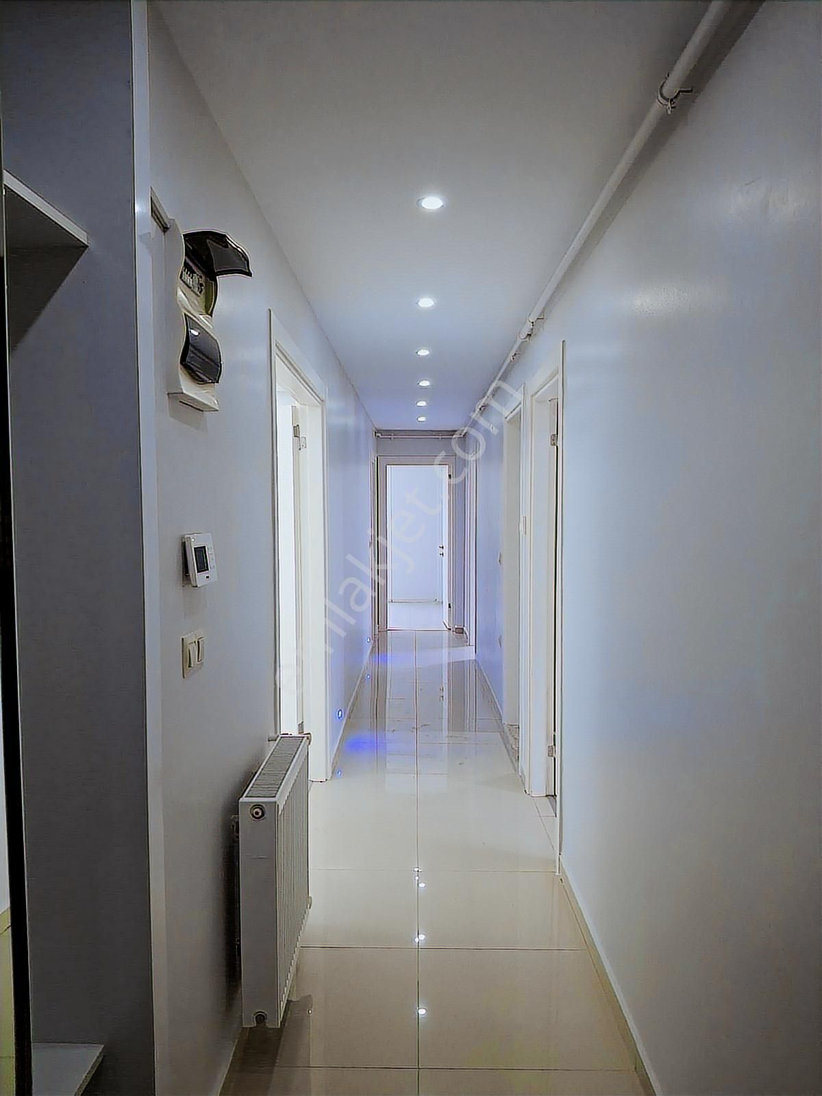 Bal Gayrimenkul- Barbarosta Site İçinde Geniş Ferah 3+1 Daire - Görsel 12