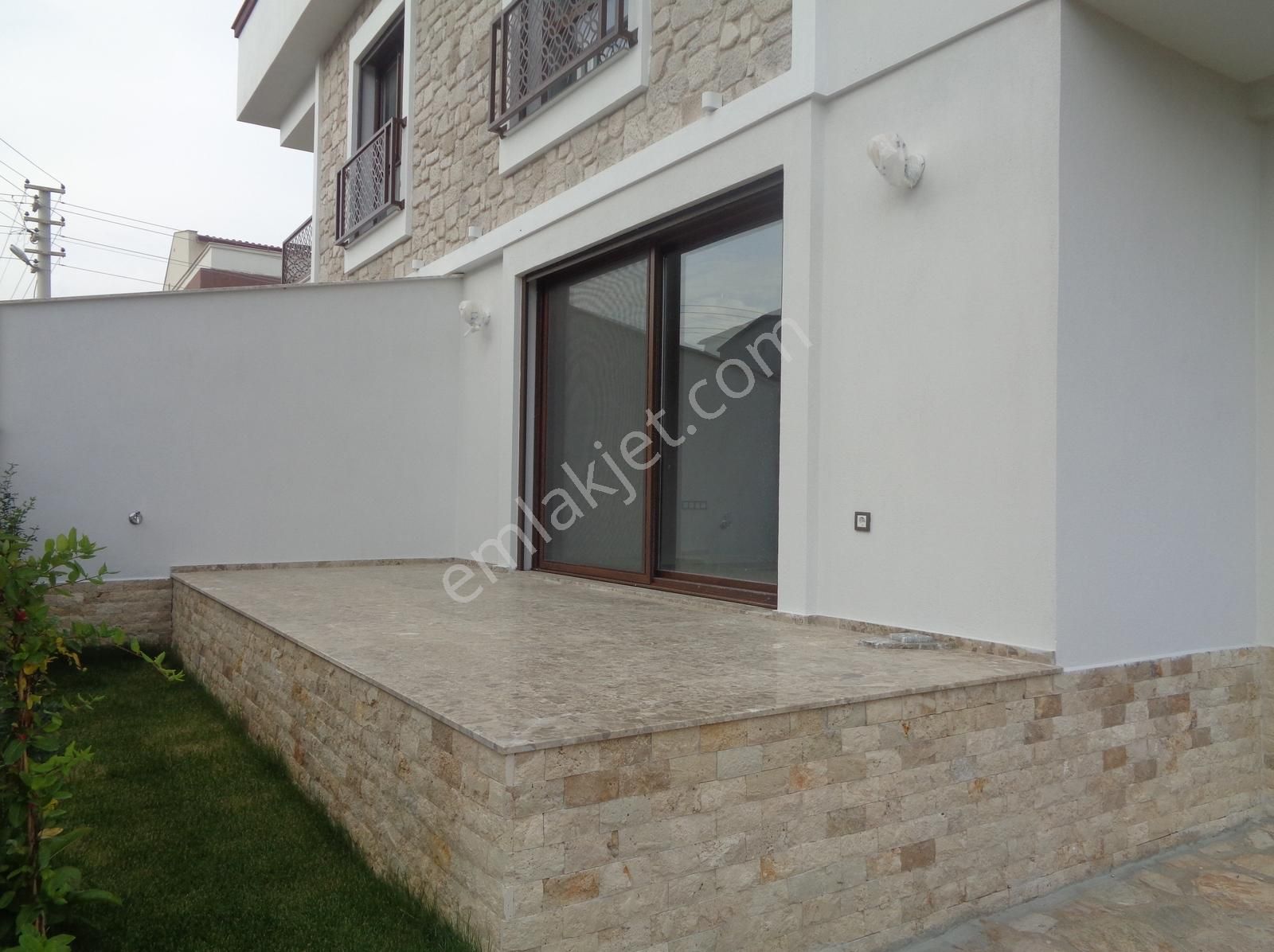 Bal Gayrimenkul-mithatpaşada Muhteşem Tasarımlı 4+1 Villa - Görsel 34