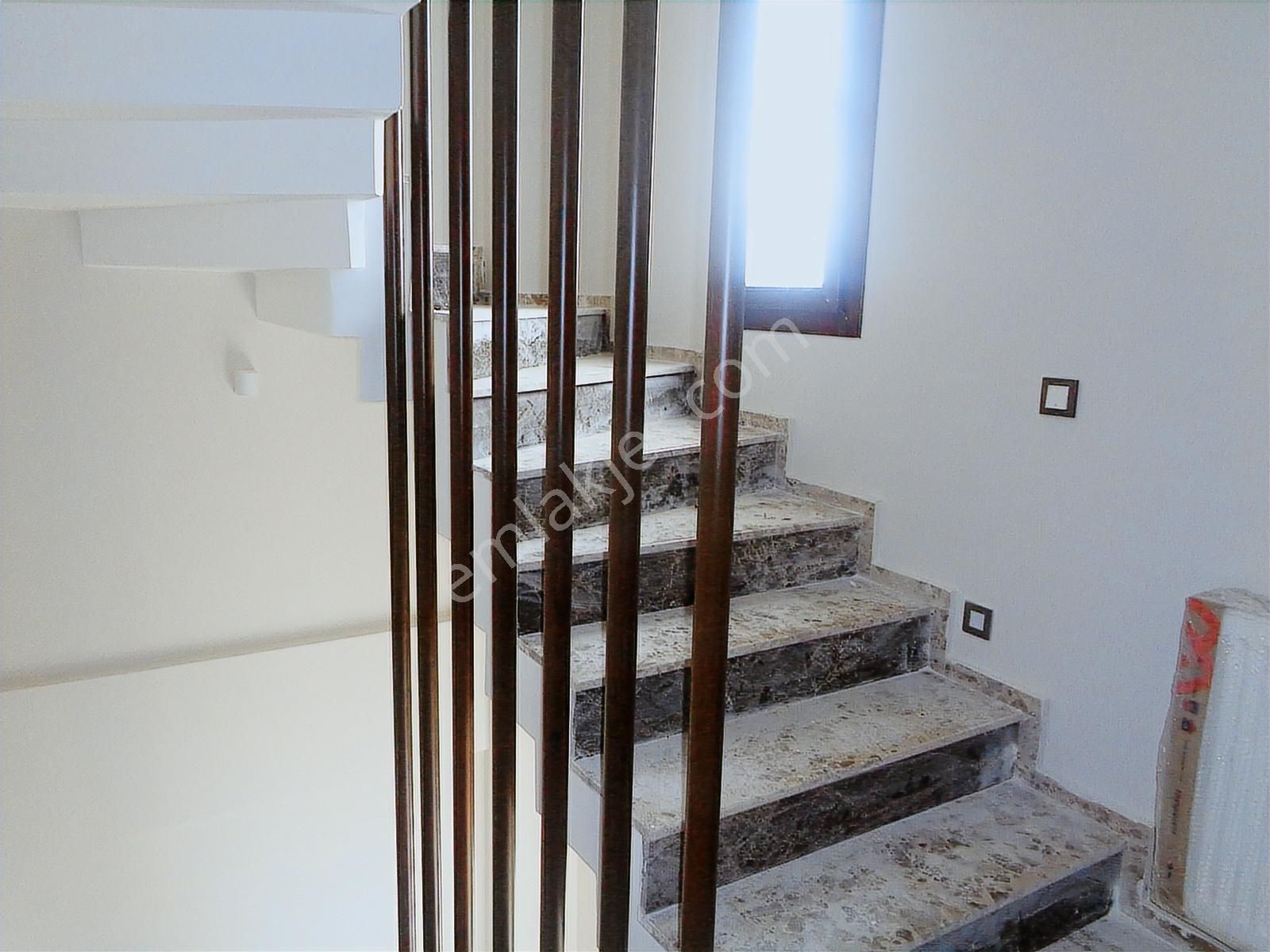 Bal Gayrimenkul-mithatpaşada Muhteşem Tasarımlı 4+1 Villa - Görsel 21