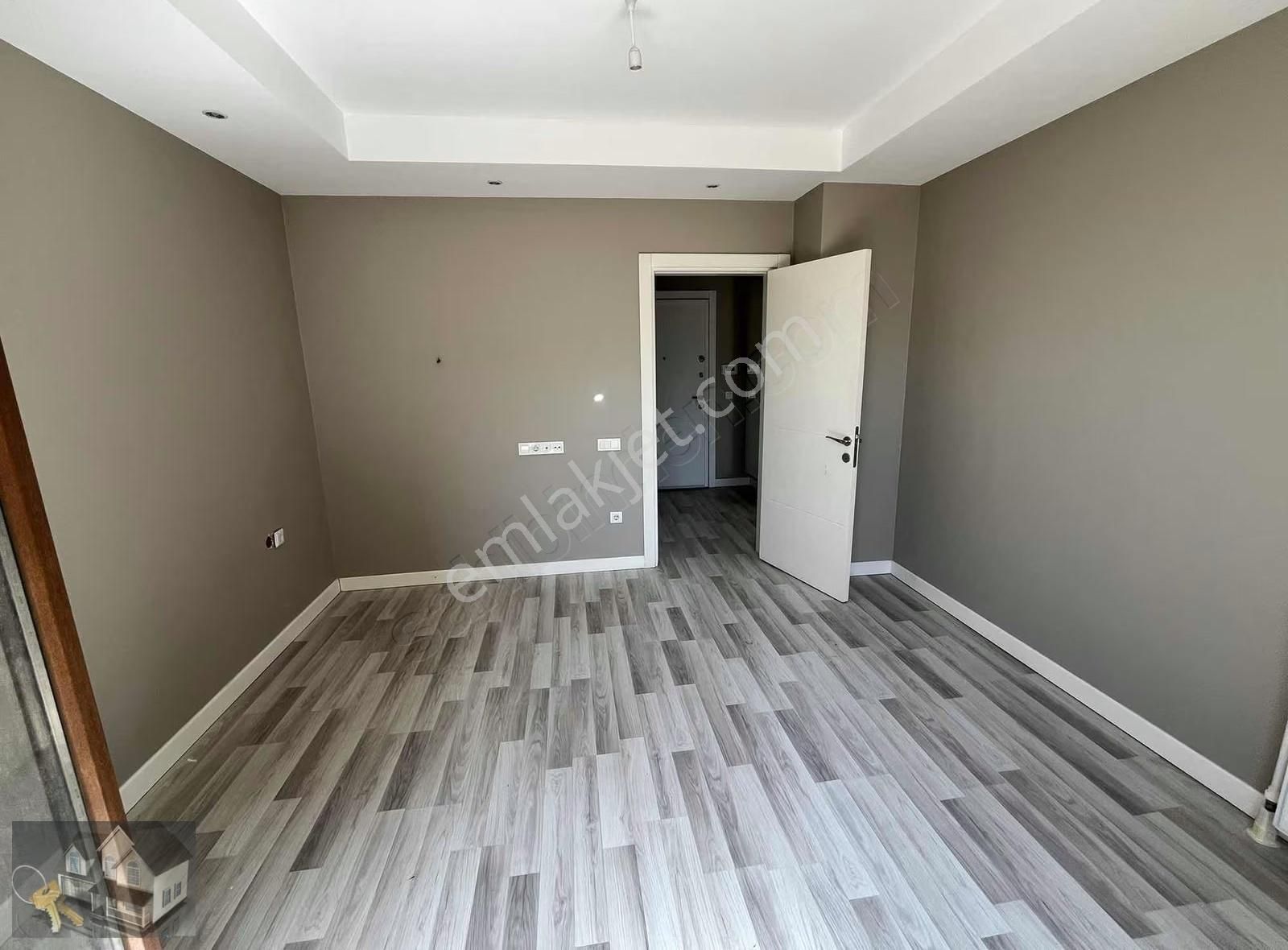 Sancaktepe Yenidoğan Kiralık Havuzlu Sitede 1+1 Daire - Görsel 7
