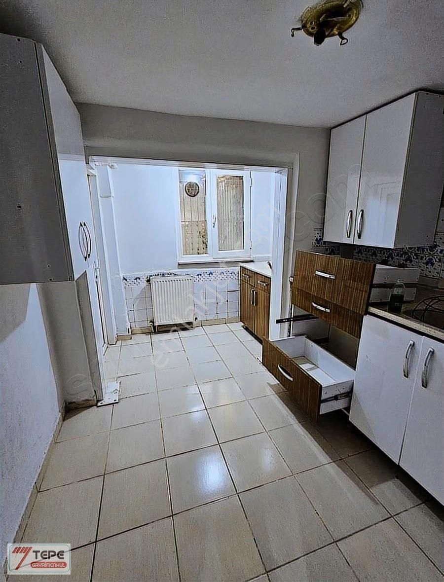 Dersvekili Sokakta Kiralık 1+1 - Görsel 7