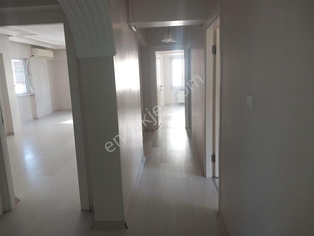 Bursa Nilüfer Üçevler De Site İçi Kiralık 3.kat 3+1 Daire 28.000 Tl - Görsel 13