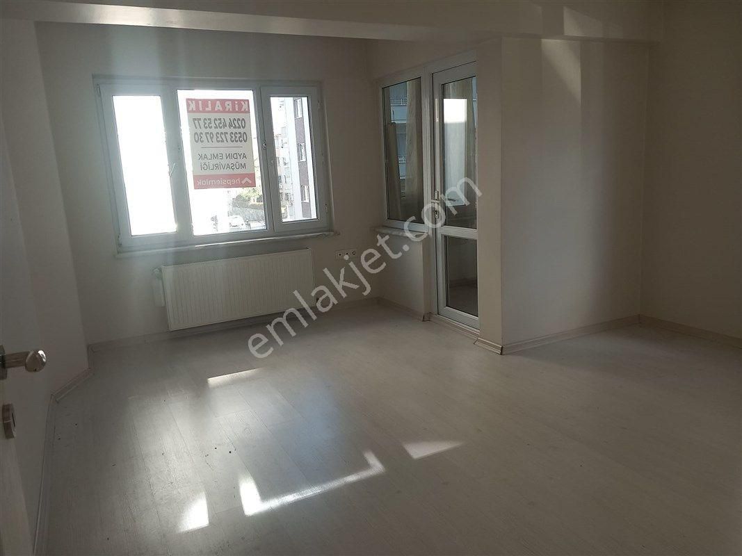 Bursa Nilüfer Üçevler De Site İçi Kiralık 3.kat 3+1 Daire 28.000 Tl - Görsel 3