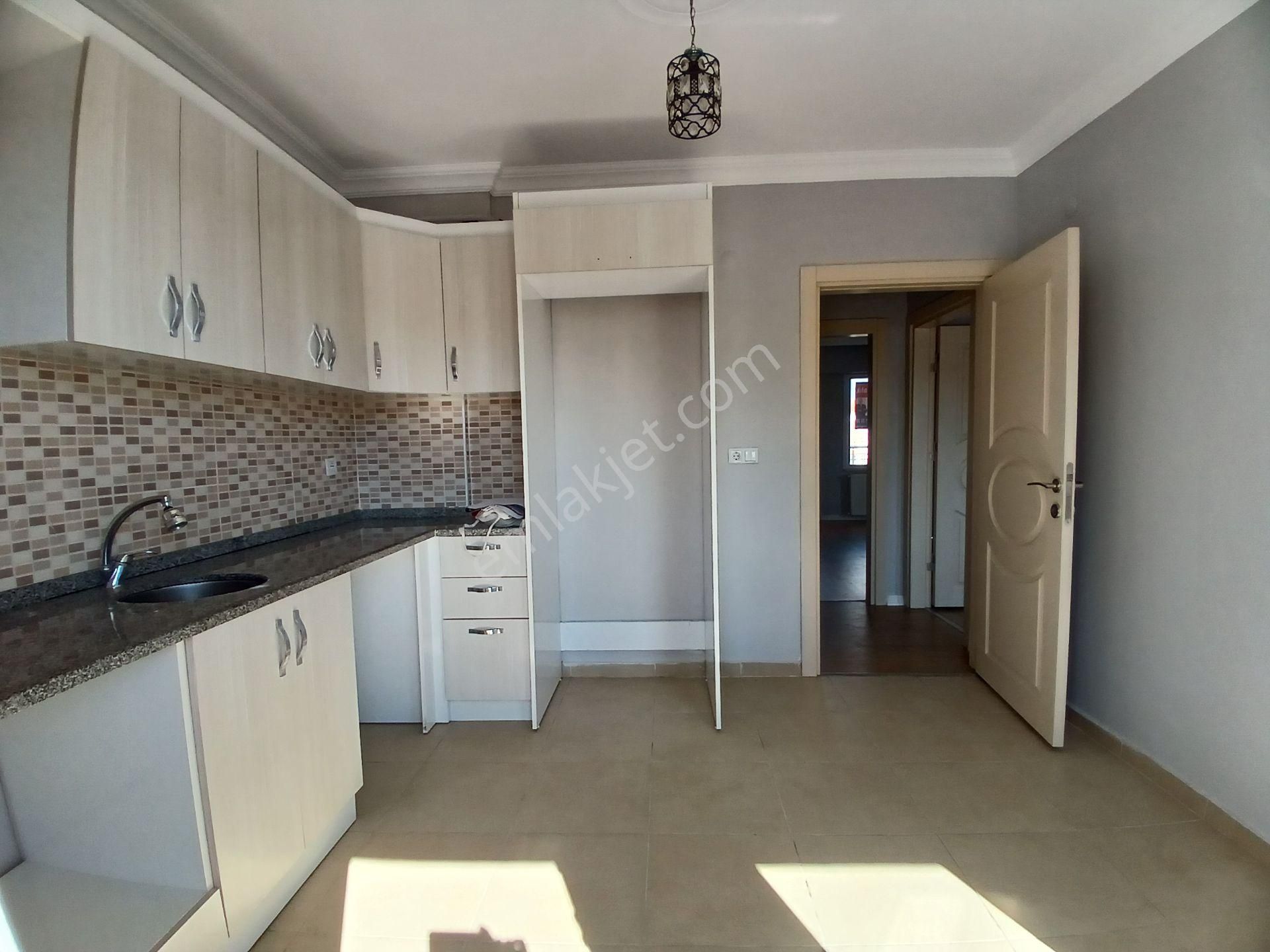 Adapazarı 15 Temmuz Camili’de 3+1 Kiralık Daire - Görsel 6