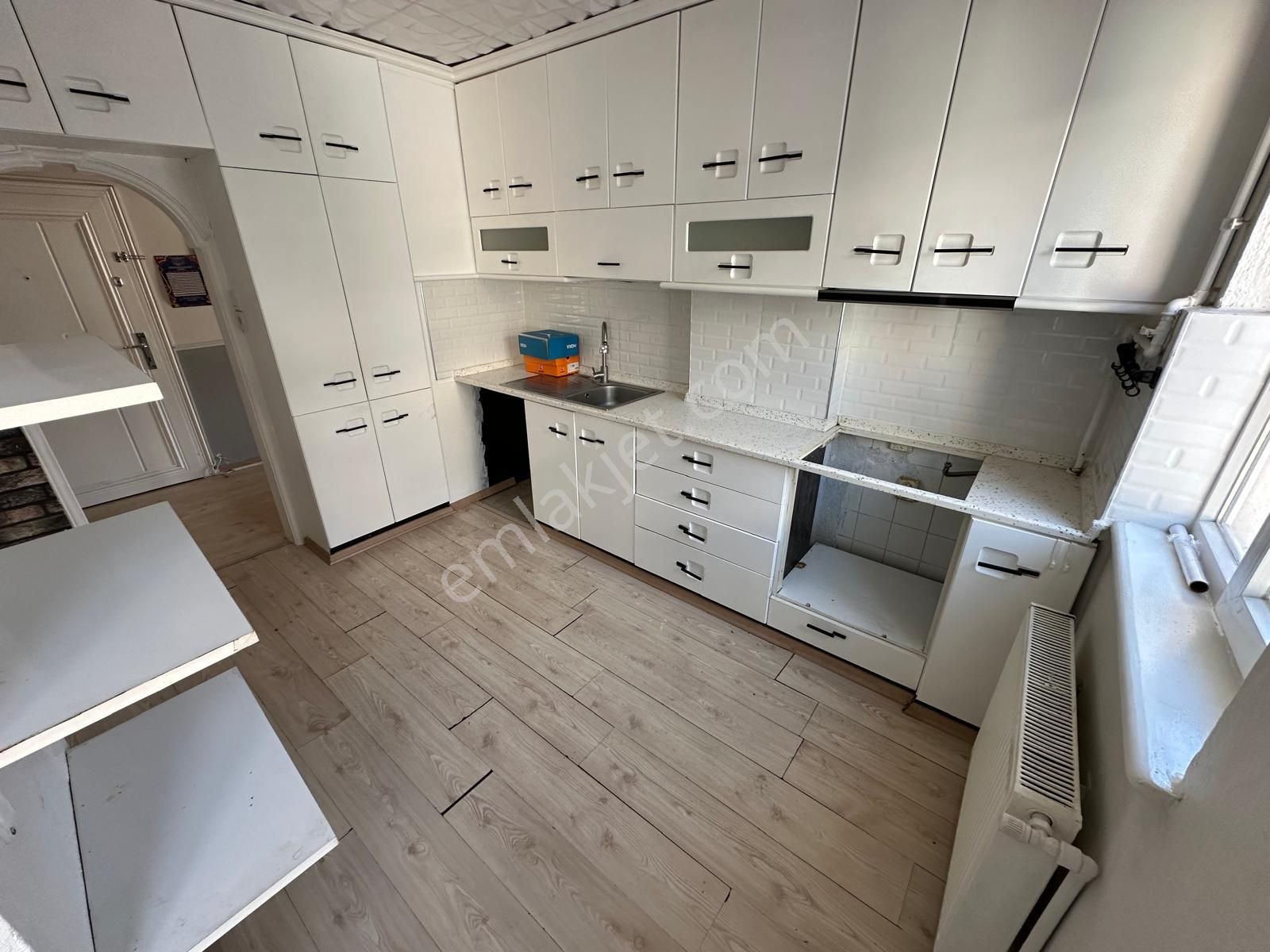 Setbaşı Umurbey'de | Park Yanı Çift Balkonlu Bakımlı 2+1 Kiralık Daire - Görsel 12