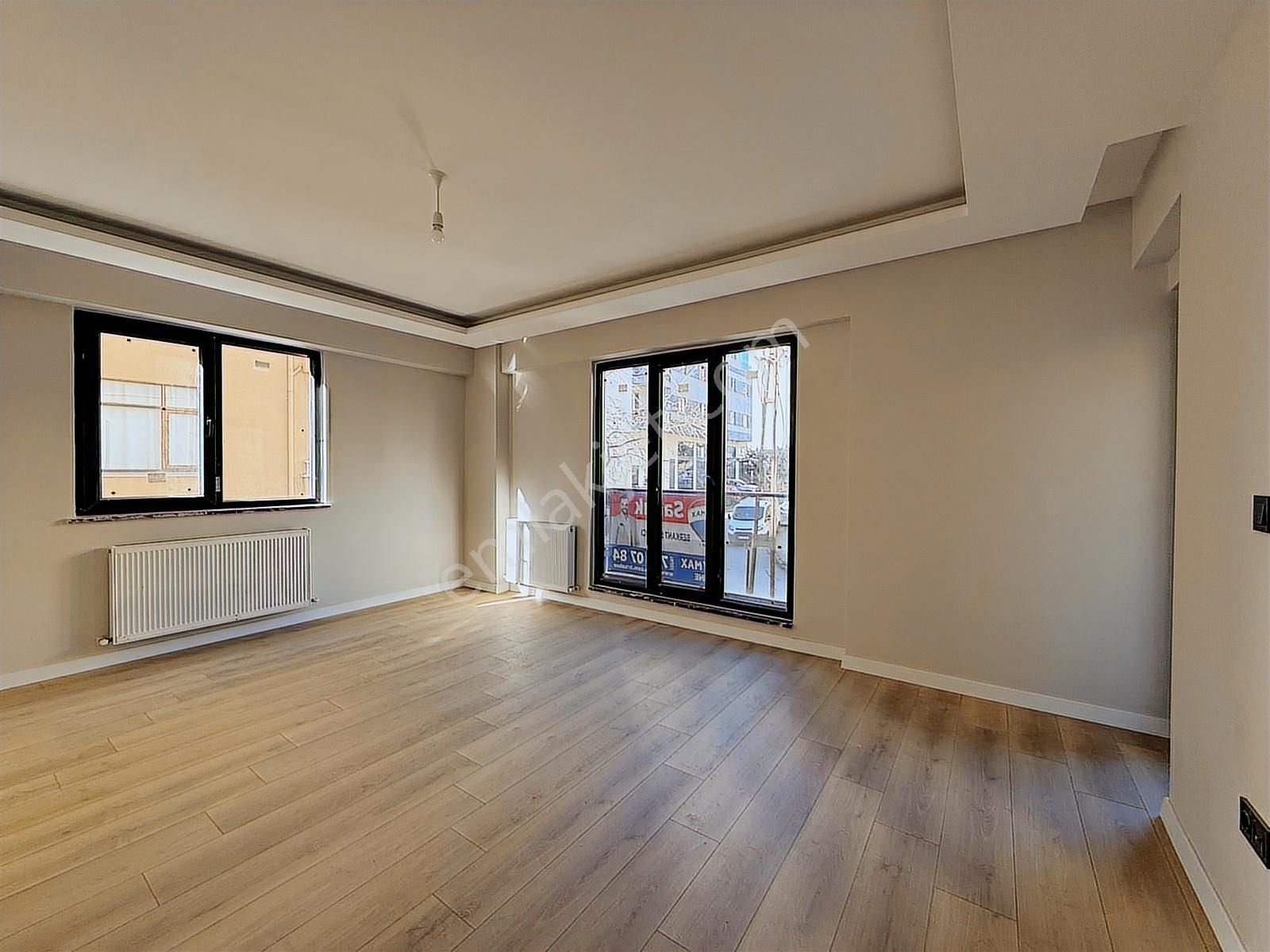 Kartal Hürriyet Mahallesi Satılık 3+1 Metroya 300 Metre - Görsel 14