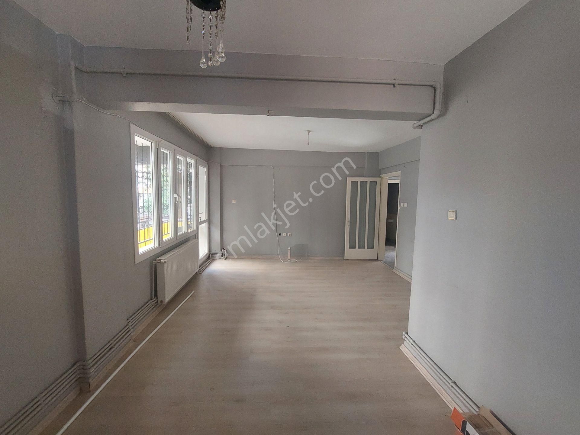İşçievlerinde Yüksek Zemin Çift Balkonlu Doğalgazlı 120m2 3+1 - Görsel 5