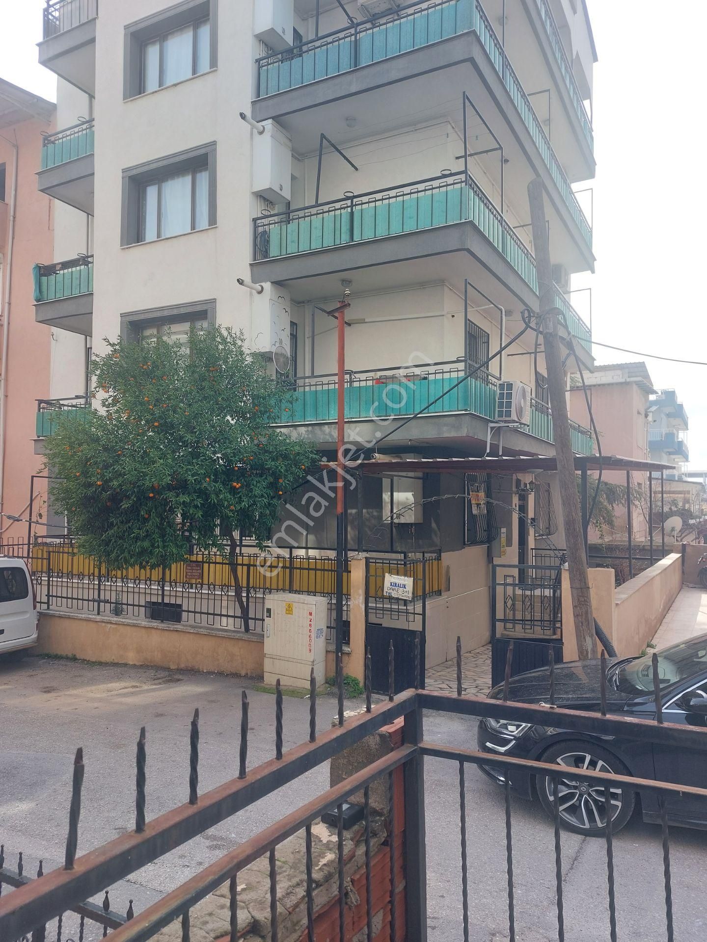 İşçievlerinde Yüksek Zemin Çift Balkonlu Doğalgazlı 120m2 3+1 - Görsel 3