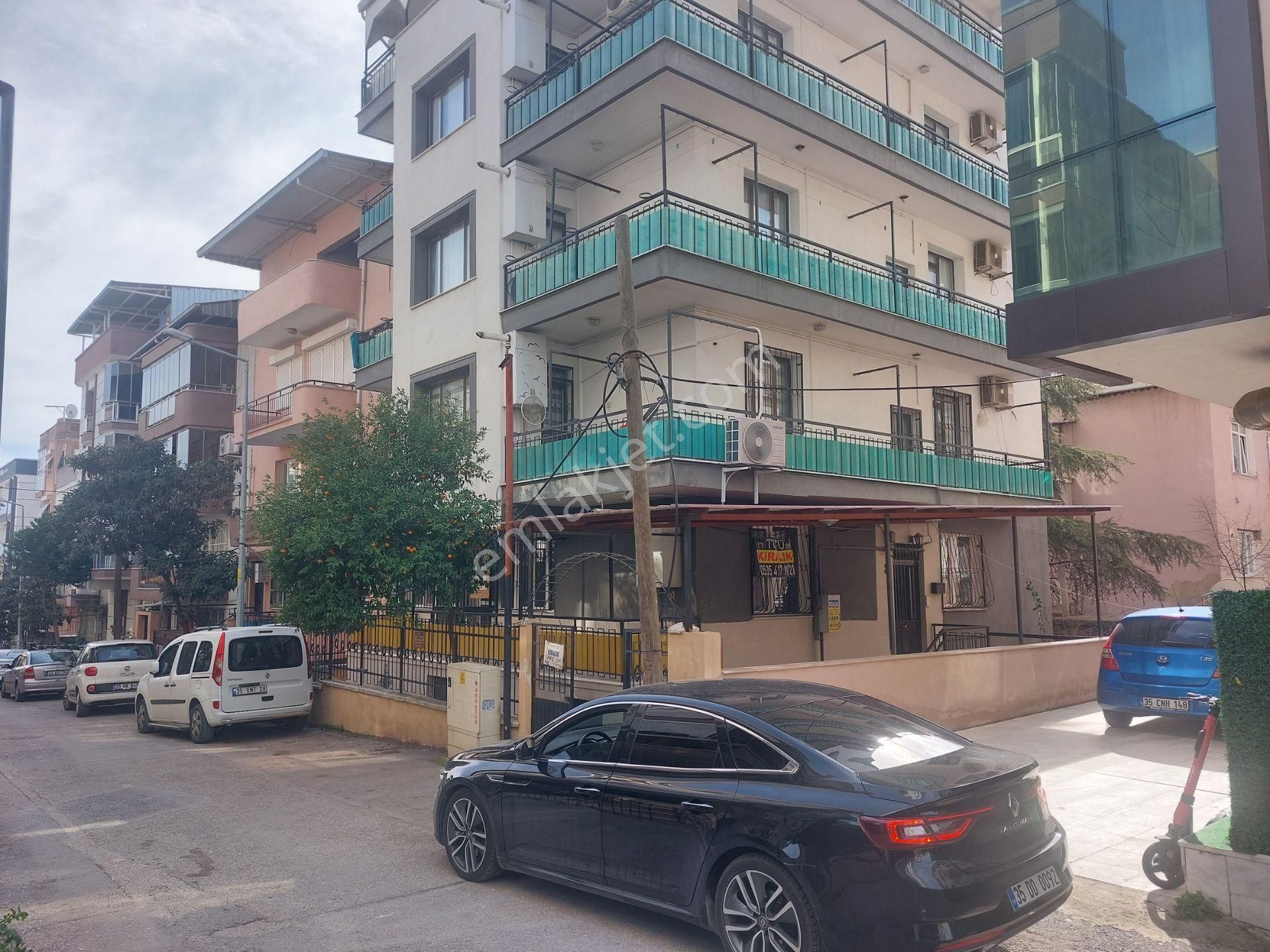 İşçievlerinde Yüksek Zemin Çift Balkonlu Doğalgazlı 120m2 3+1