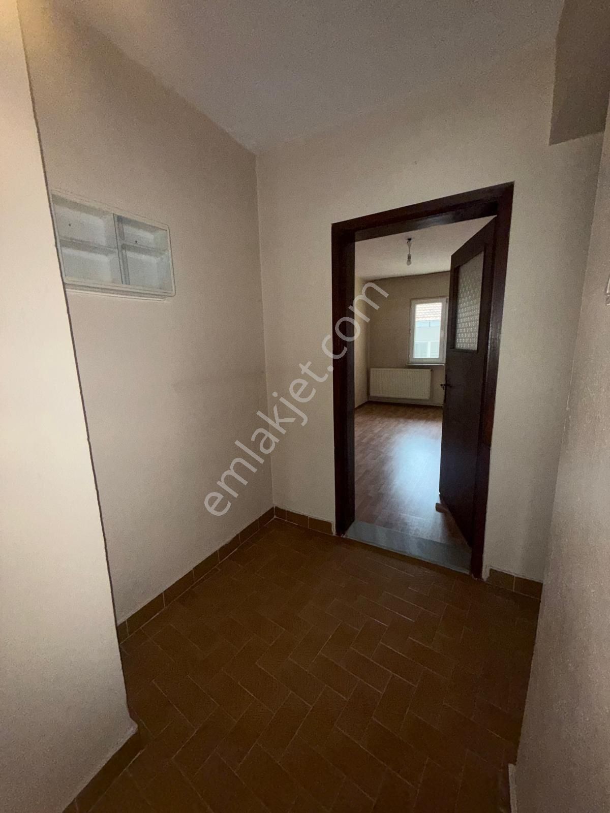 Dikkaldırım Cd Üzerinde Kiralık Fırsat Daire - Görsel 22