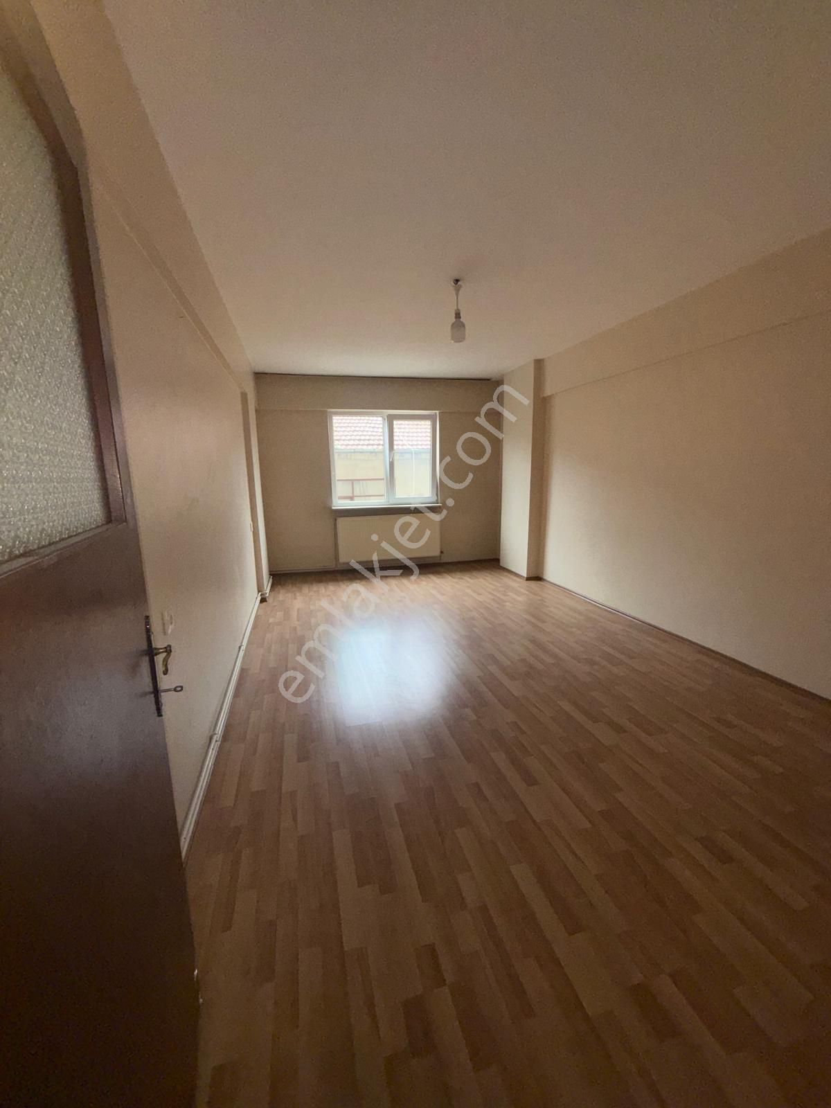 Dikkaldırım Cd Üzerinde Kiralık Fırsat Daire - Görsel 5