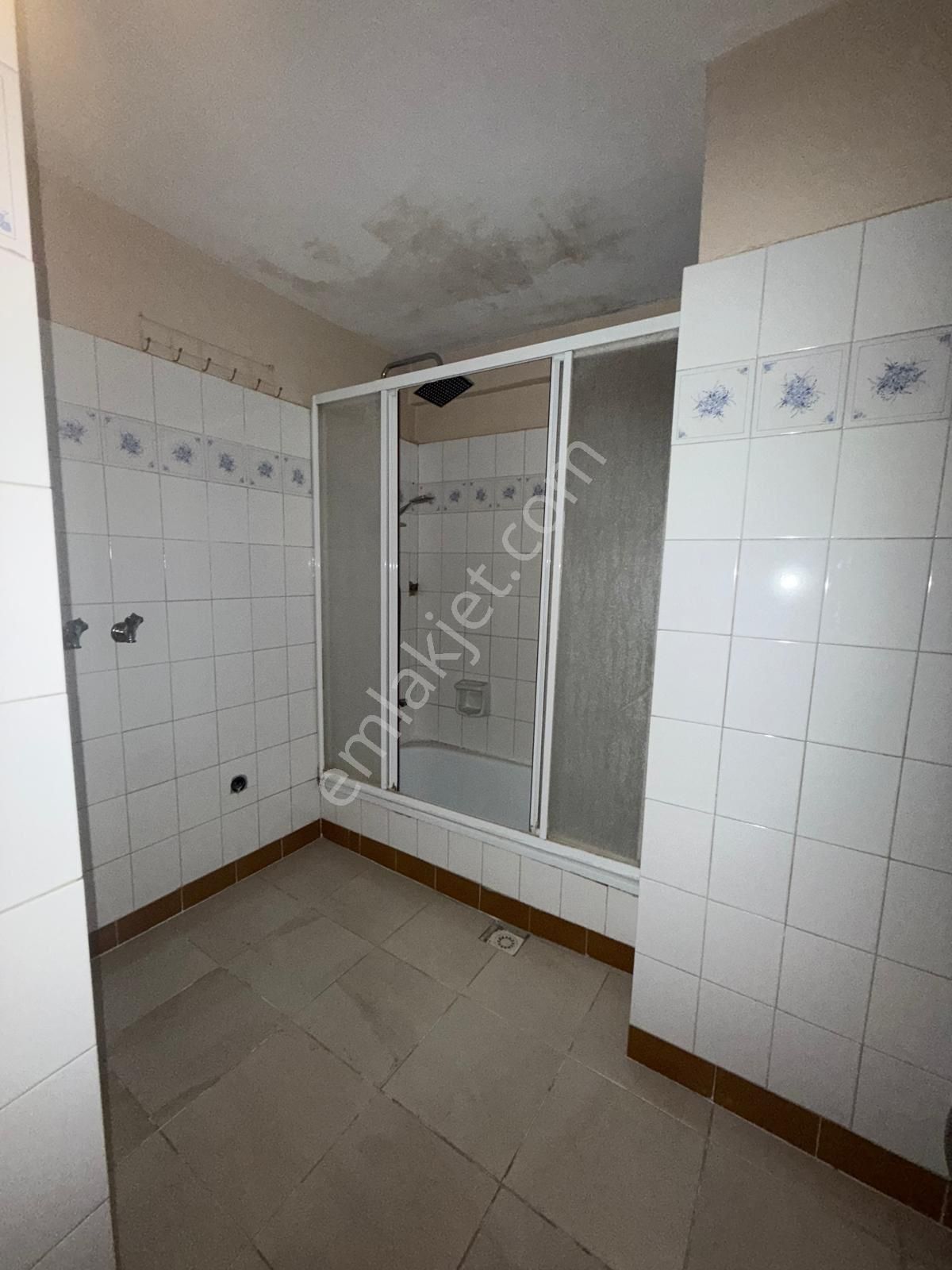 Dikkaldırım Cd Üzerinde Kiralık Fırsat Daire - Görsel 6