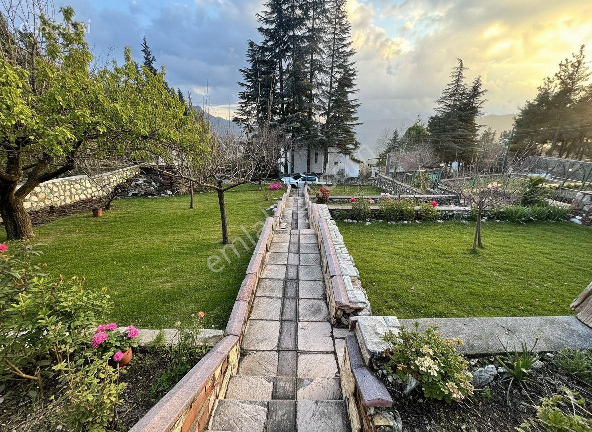 Bm"den Yeniköyde 962m2 Ormana Sıfır,geniş Parsel,eşsiz Lokasyon - Görsel 3