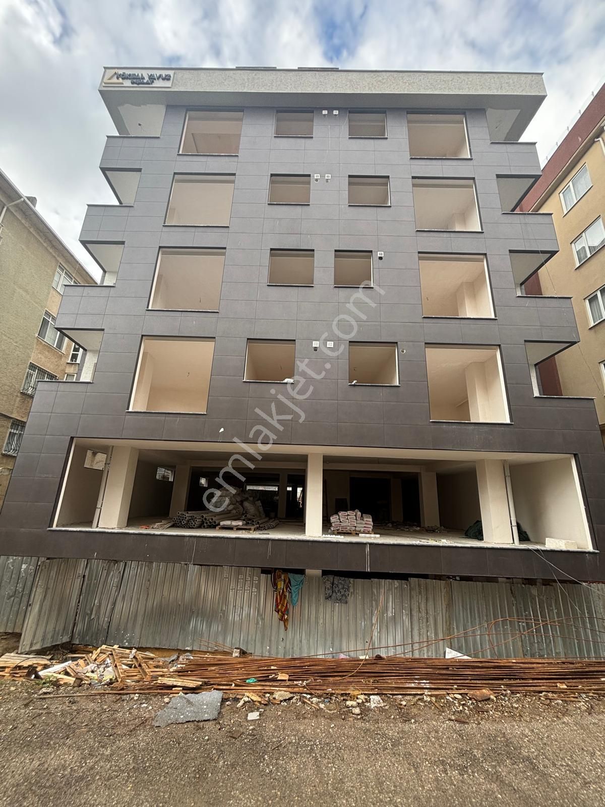 Maltepe Küçükyalı'da Sıfır Binada Satılık 3+1 Dubleks Dairemiz - Görsel 13