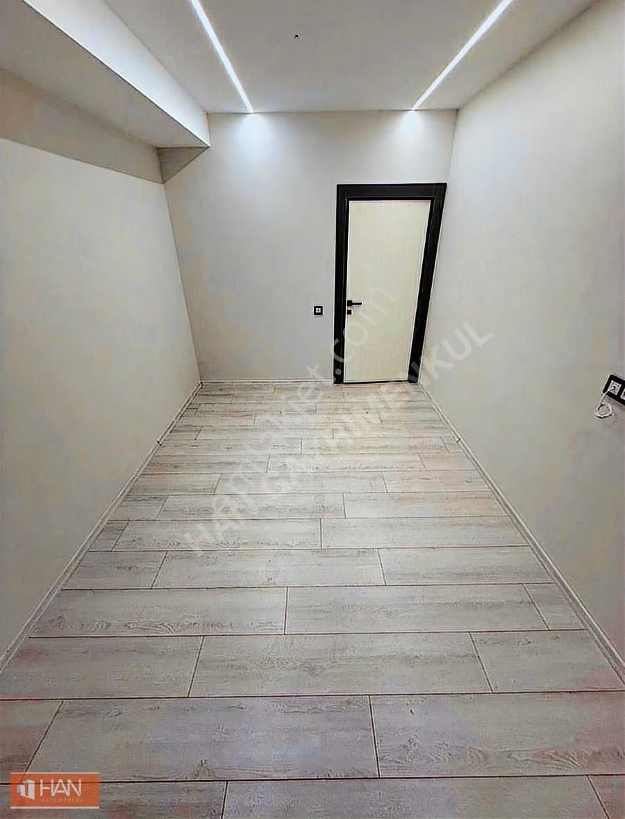 Şehir Hastanesi Yakını Ultra-lüx Havuzlu Kapalı Otoparklı 1+1 - Görsel 30