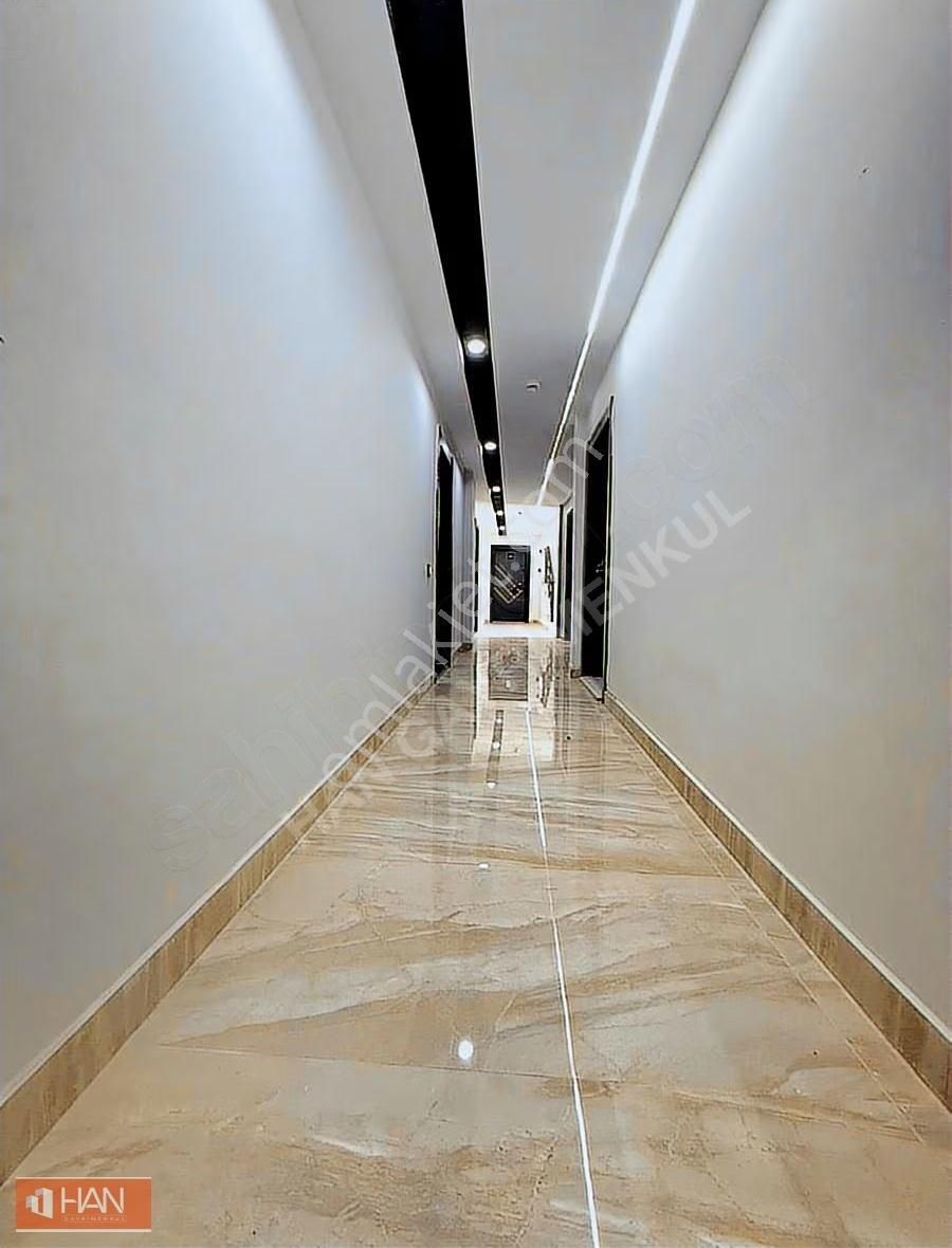 Şehir Hastanesi Yakını Ultra-lüx Havuzlu Kapalı Otoparklı 1+1 - Görsel 4