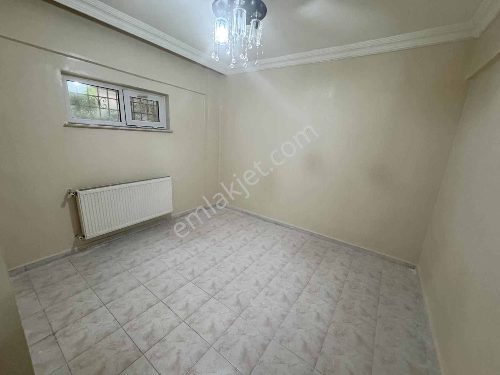 Güvenevlerde Kiralık 3+1 Bahçeli Giriş Kat Daire - Görsel 18