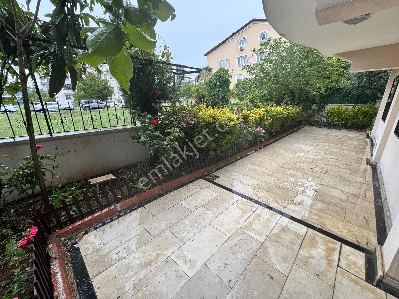 Güvenevlerde Kiralık 3+1 Bahçeli Giriş Kat Daire - Görsel 16