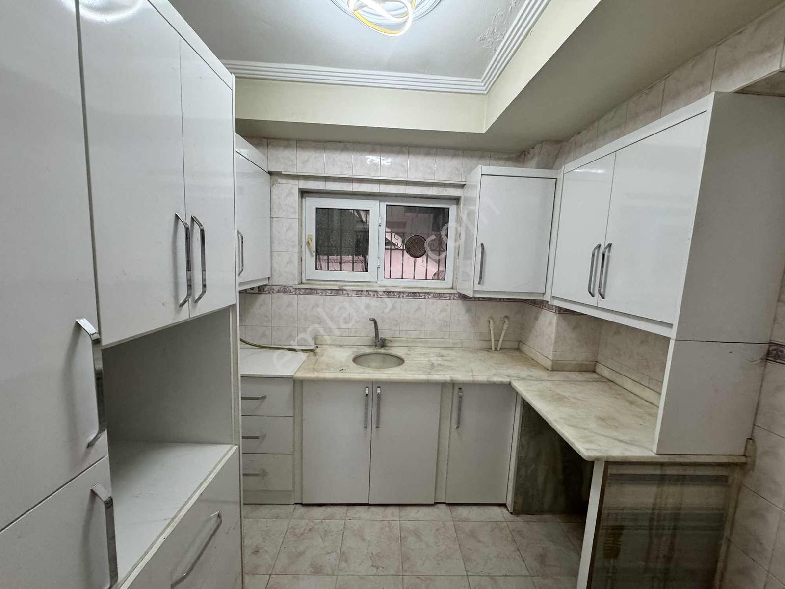Güvenevlerde Kiralık 3+1 Bahçeli Giriş Kat Daire - Görsel 5