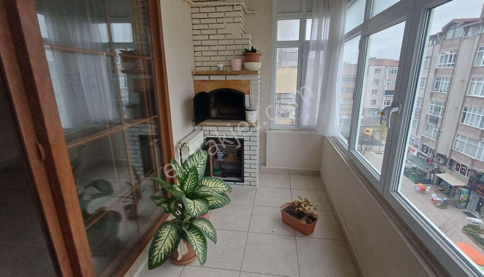 Atatürk Caddesinde Kiralık 4+1 Daire Veya Ofis - Görsel 16