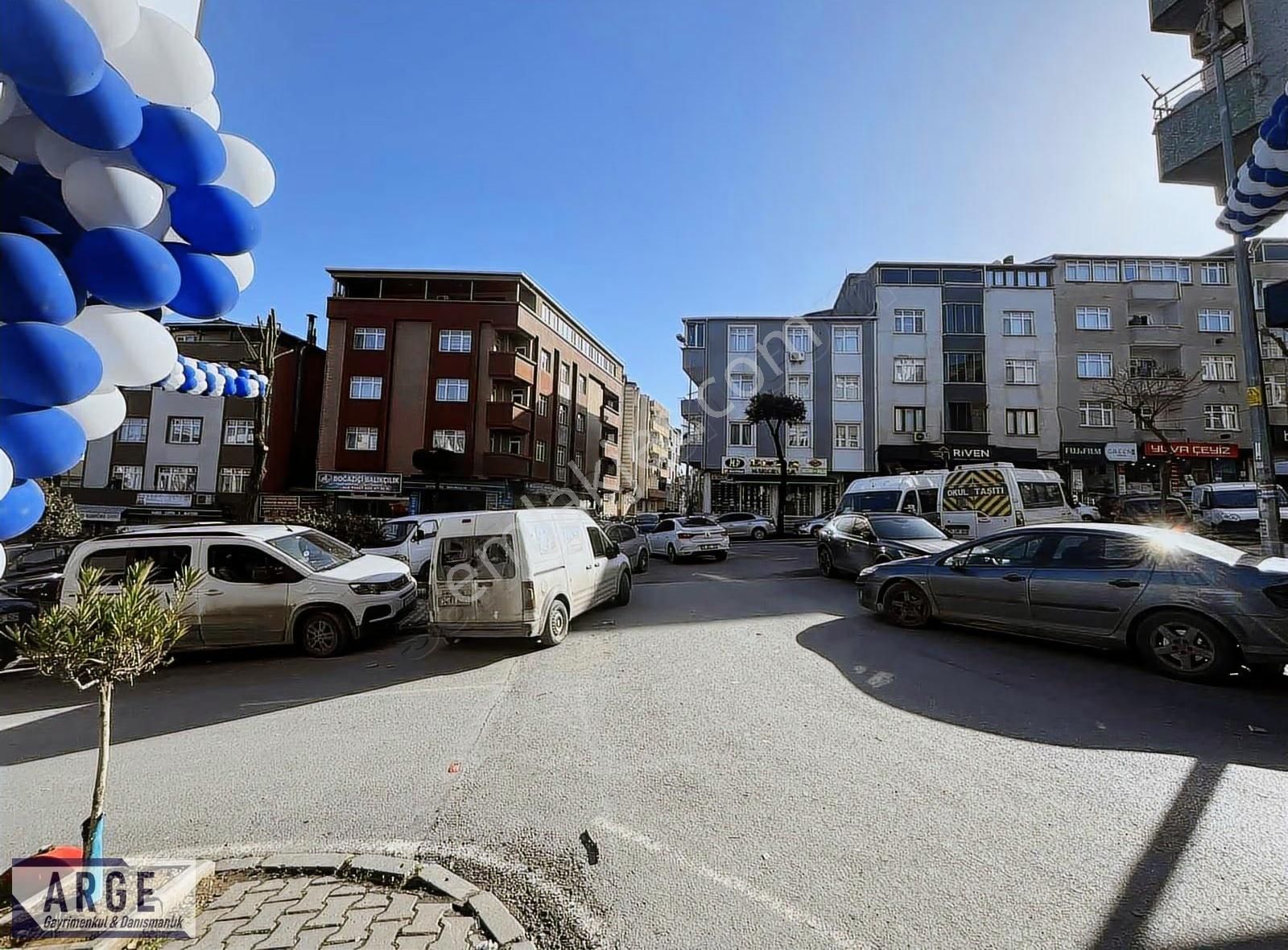 Merkezi Konumda Çift Cephe Kiralık Dükkan - Görsel 10