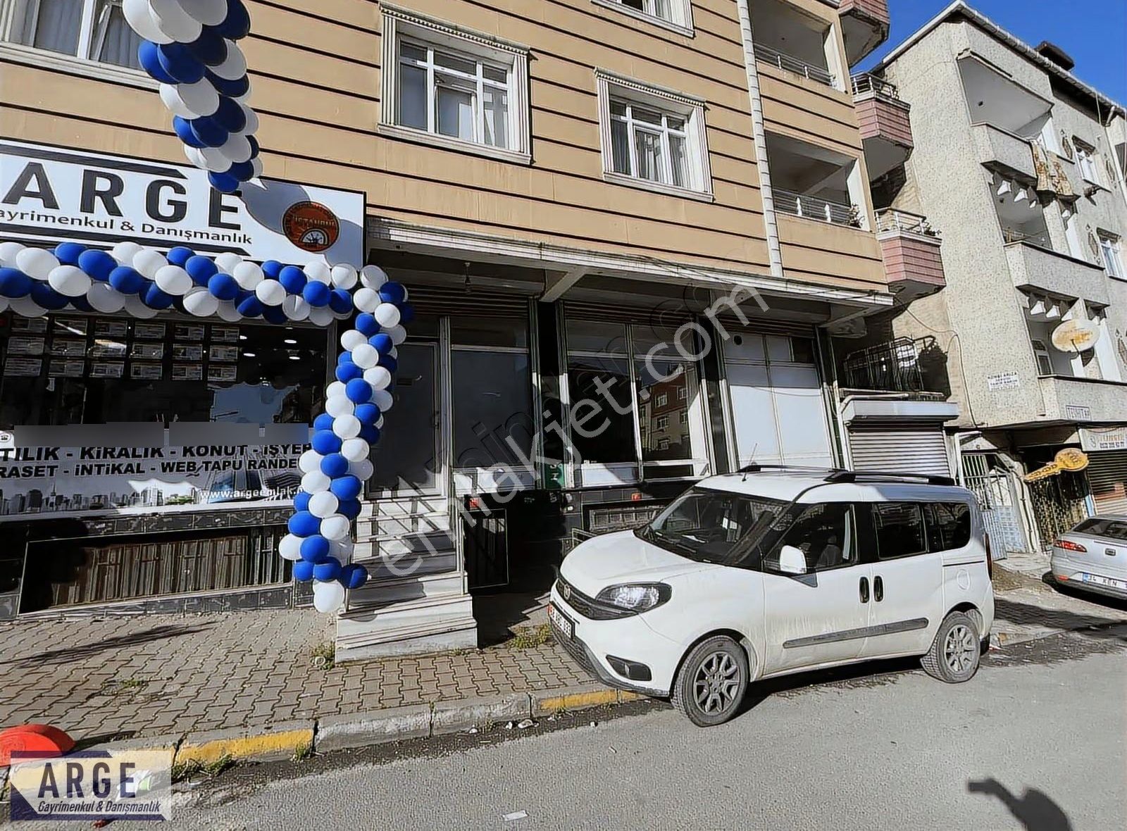 Merkezi Konumda Çift Cephe Kiralık Dükkan - Görsel 2