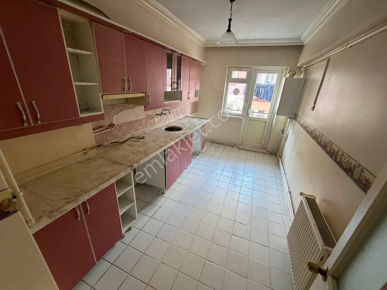 Tandoğan Mah Merkeze Yakın 3+1 Ara Kat Ön Cephe Kiralık - Görsel 5