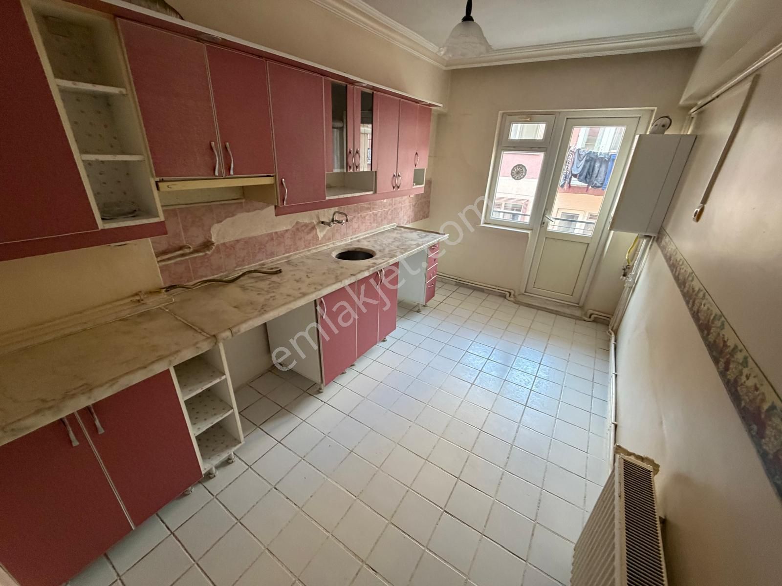 Tandoğan Mah Merkeze Yakın 3+1 Ara Kat Ön Cephe Kiralık - Görsel 4