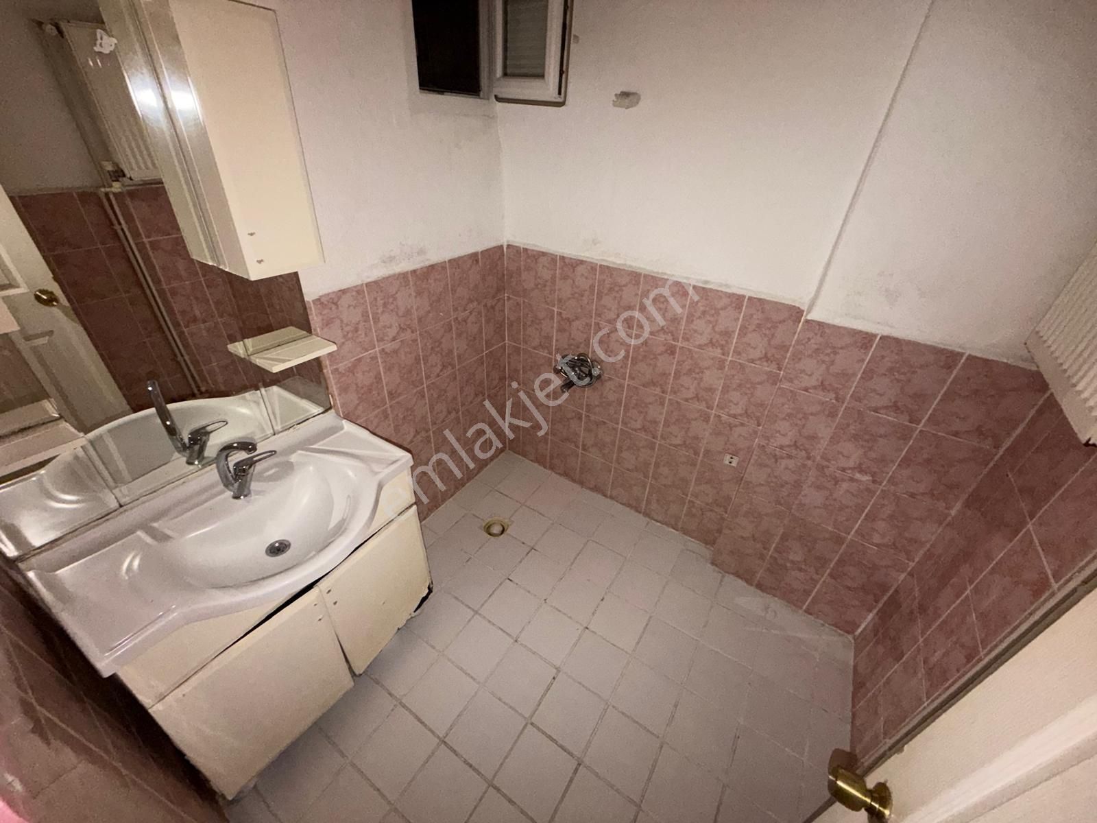 Tandoğan Mah Merkeze Yakın 3+1 Ara Kat Ön Cephe Kiralık - Görsel 27