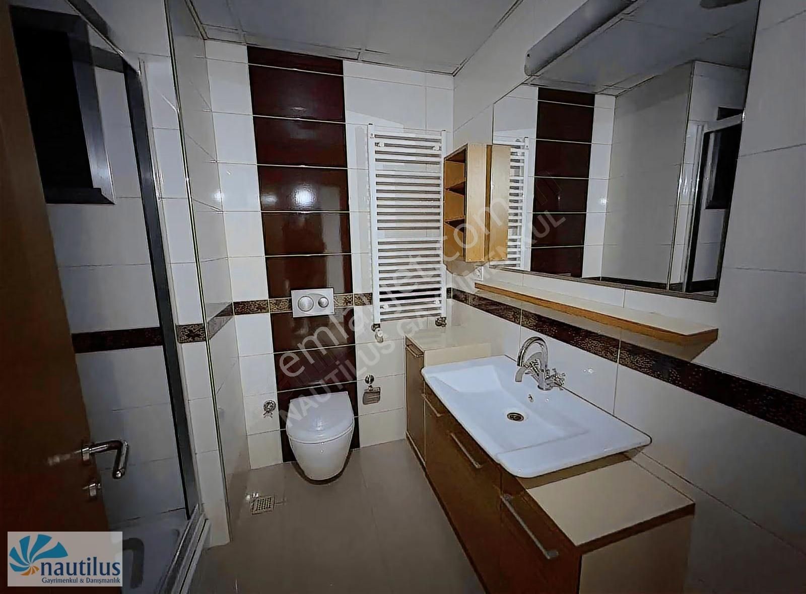 Bizim Evler 4 Satılık Bahçe Katı Havuz Manzaralı 2+1 - Görsel 9